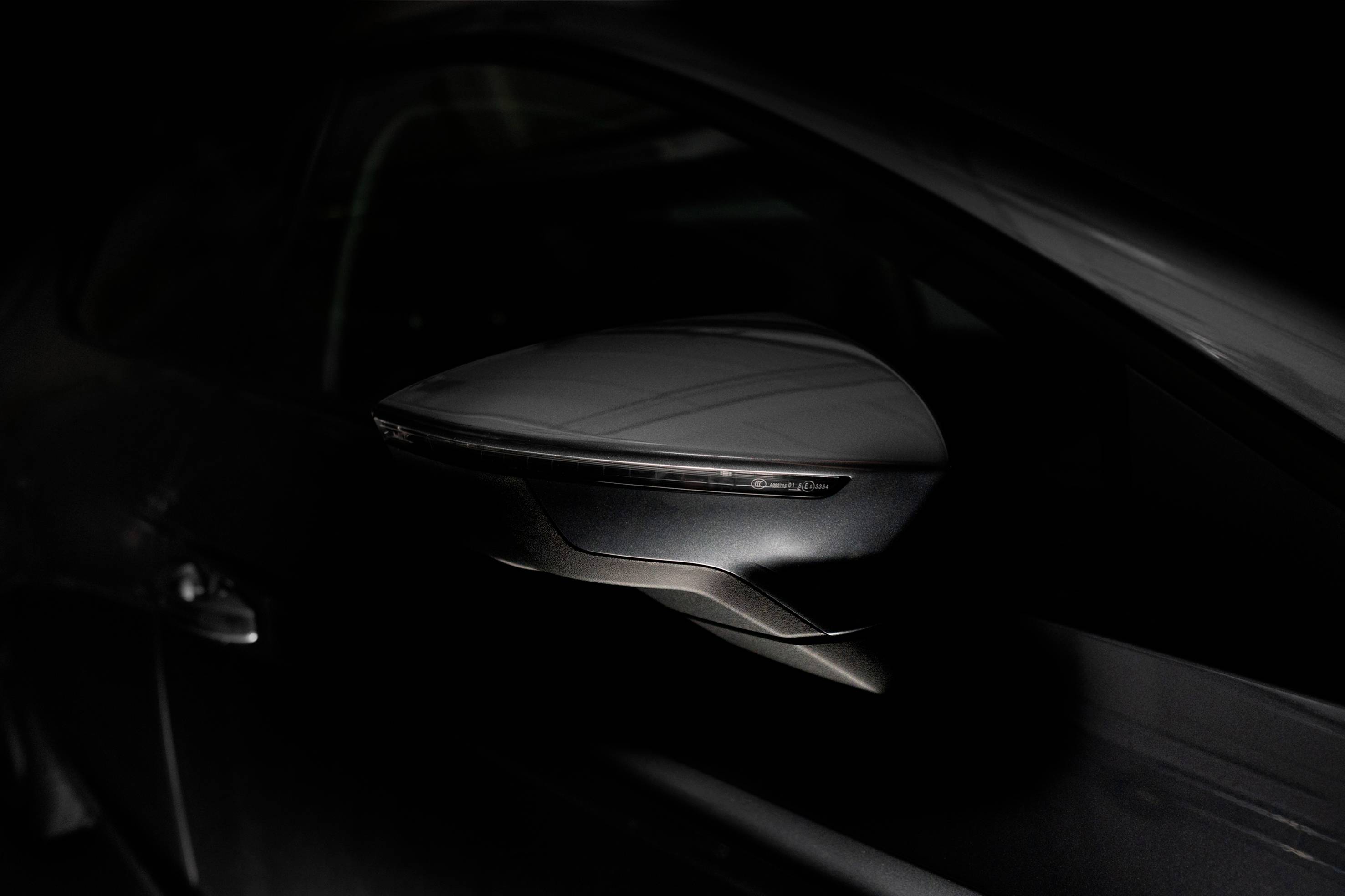 Osram Auto LEDDMI 5F0 BK S LEDriving® Black Edition Spiegelblinker SEAT N/A