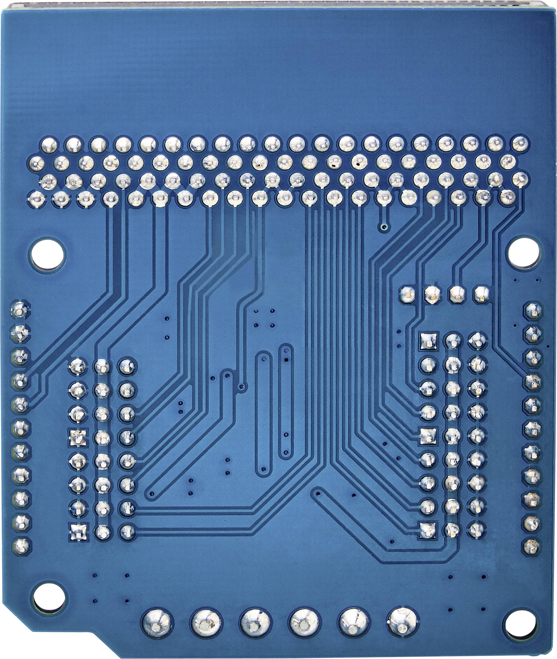 Rückseite einer blauen Leiterplatte mit sichtbaren Lötstellen und Leiterbahnen für elektronische Verbindungen und Schaltungen.