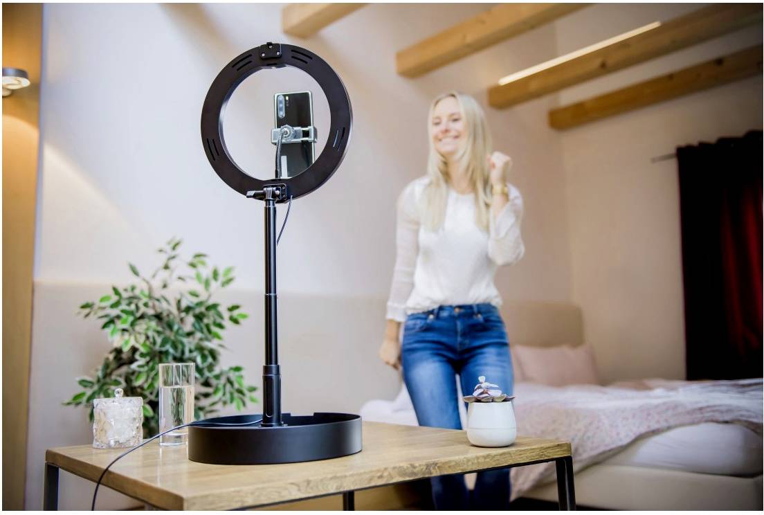 Hama SpotLight FoldUp 102 LED Ringleuchte EEK G (A - G) Anzahl LEDs=128