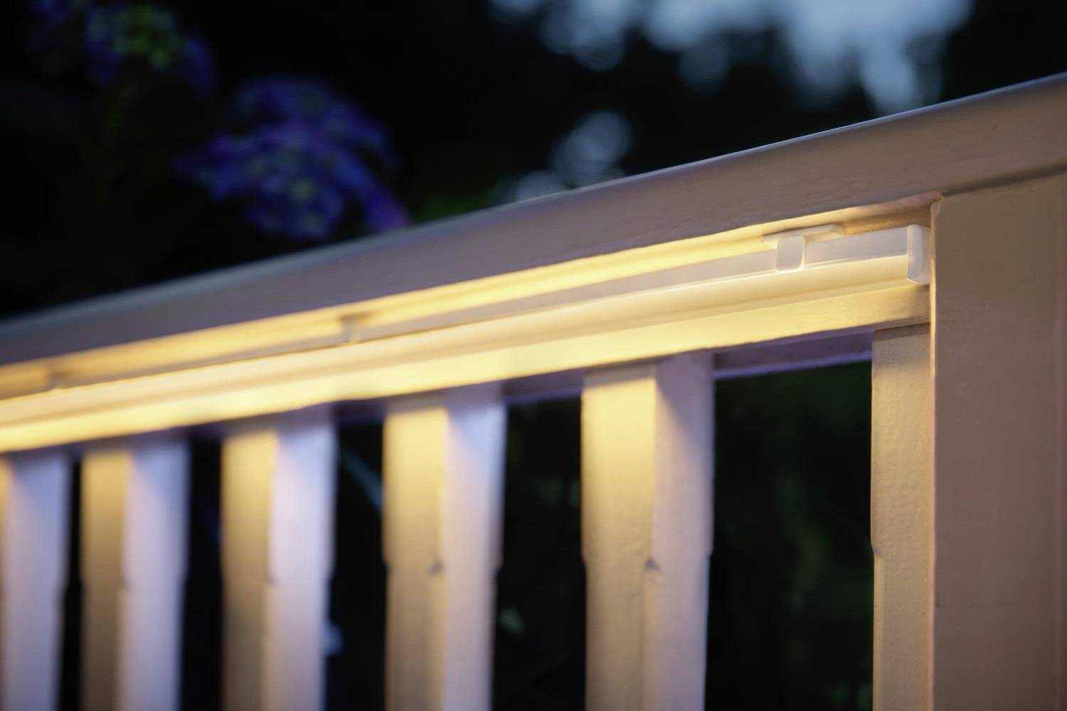 Philips Hue LED-Stripe 70985300 Lightstrip Outdoor LED fest eingebaut 37.5W Warmweiß