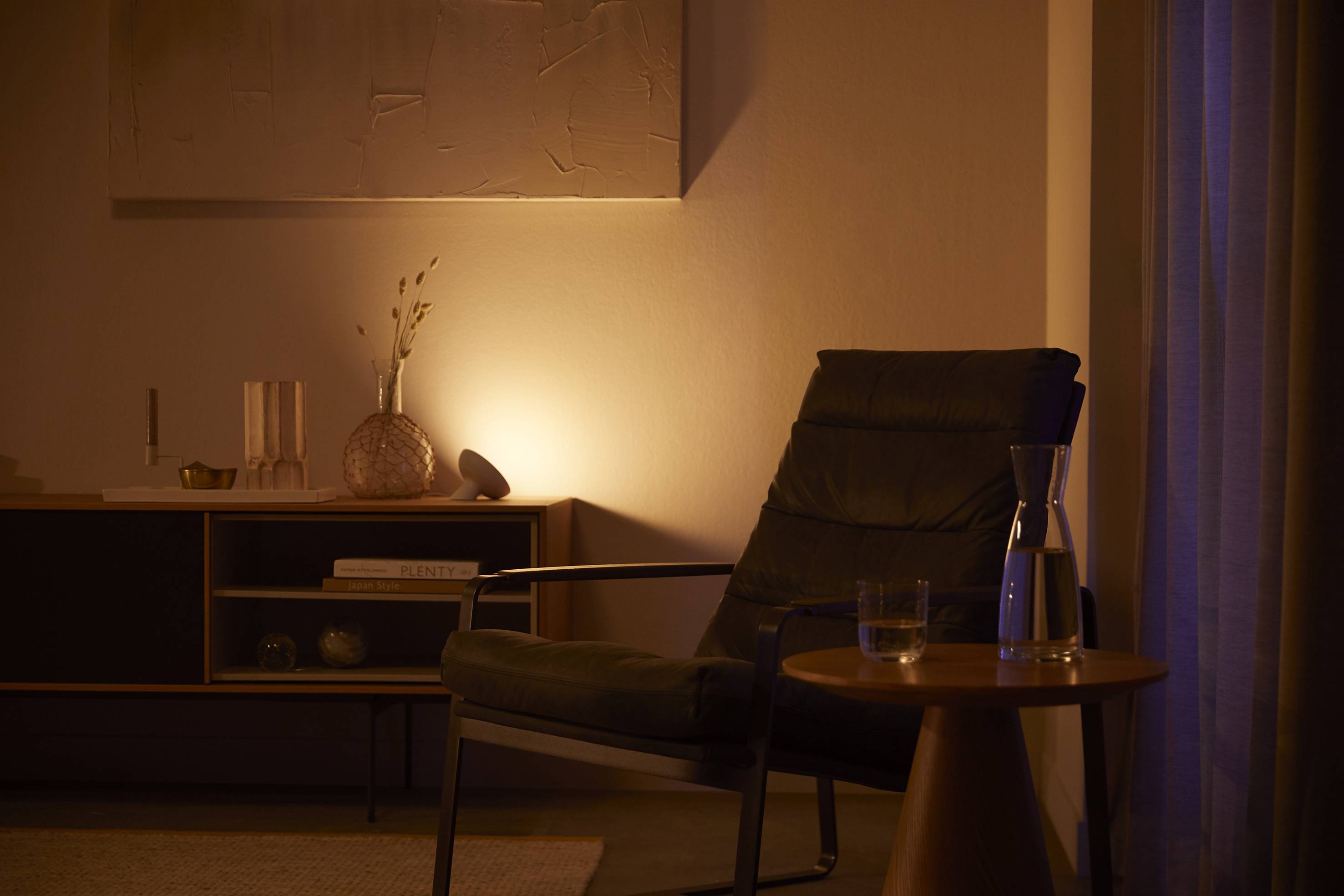 Philips Hue LED-Tischlampe 77098300 Bloom LED fest eingebaut 7.1 W