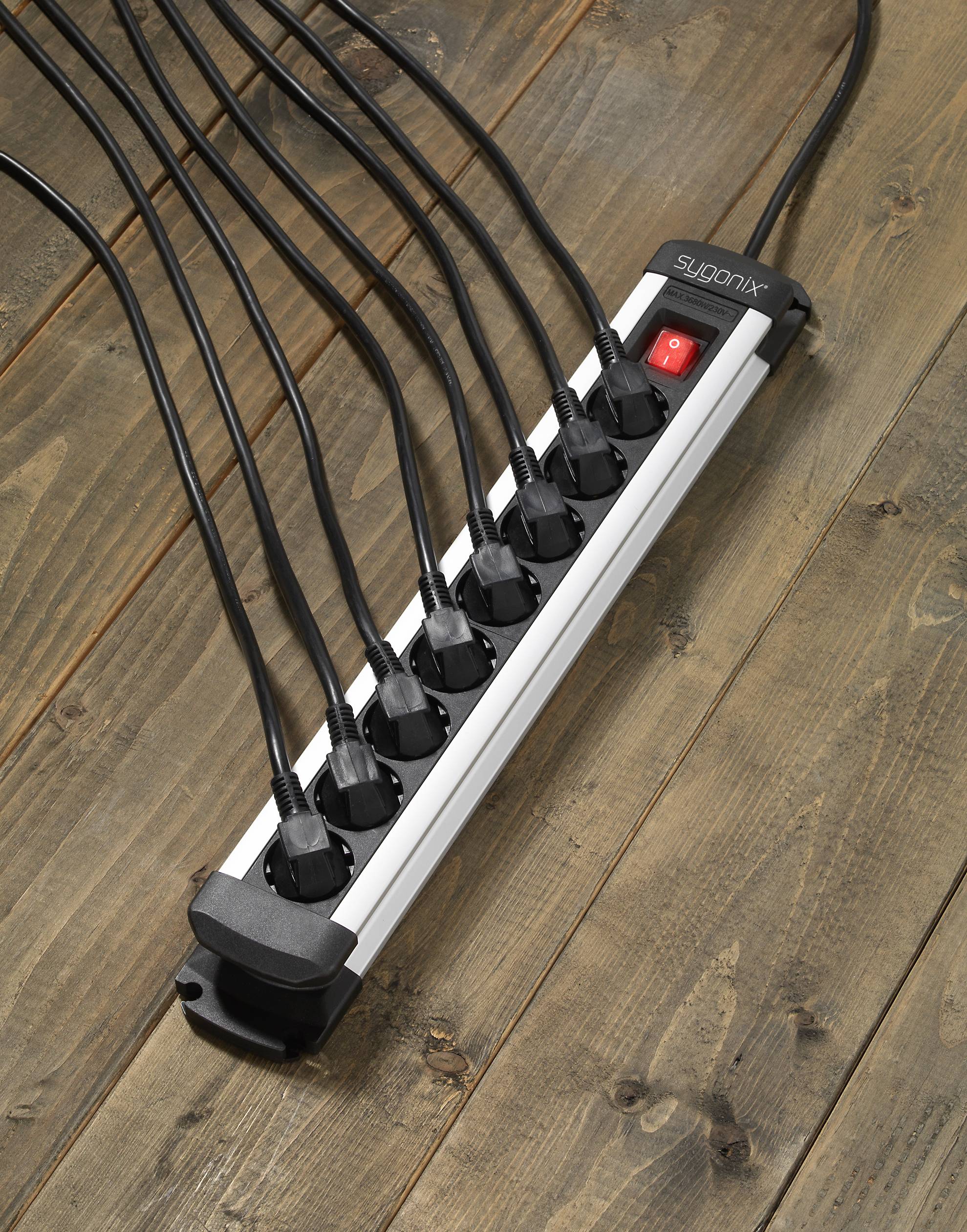 Sygonix SY-4538258 Steckdosenleiste 8fach Schwarz, Silber Schutzkontakt 1St.