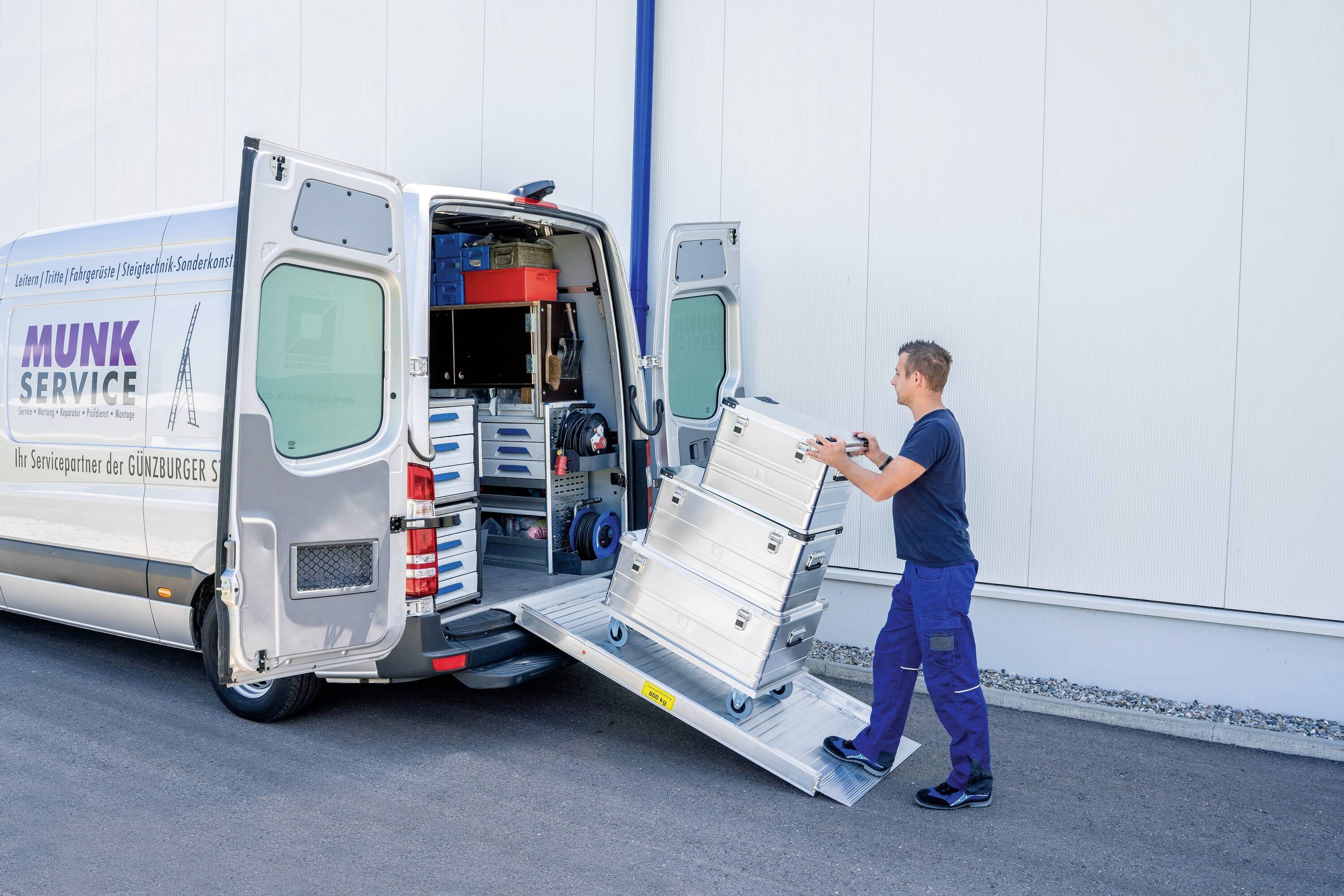 MUNK Günzburger Steigtechnik 71314 Mobile Arbeitsplatte (L x B) 1.92m x 0.8m