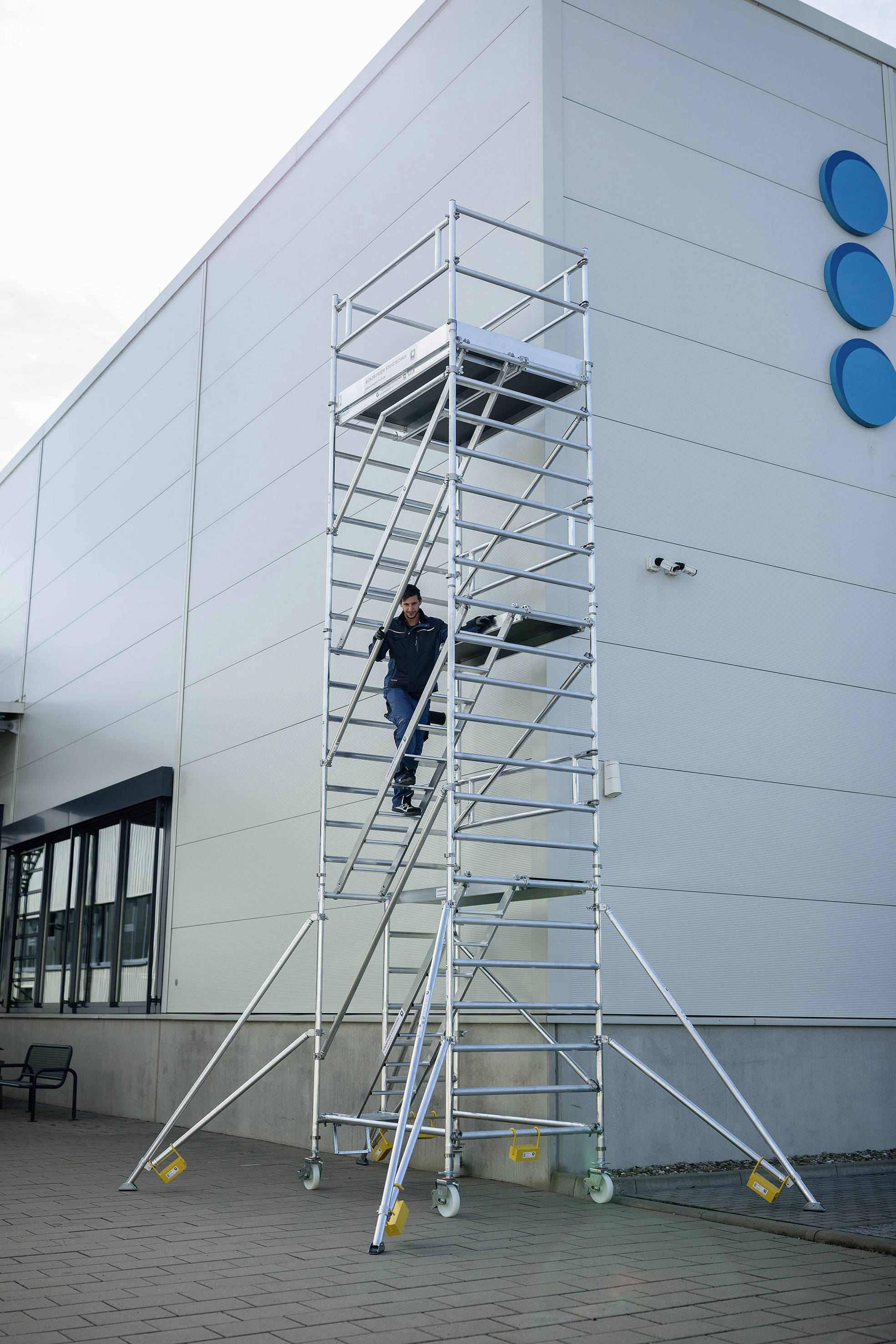 MUNK Günzburger Steigtechnik 167320 Rollgerüst Montage ohne Werkzeug Arbeitshöhe (max.): 8.4m