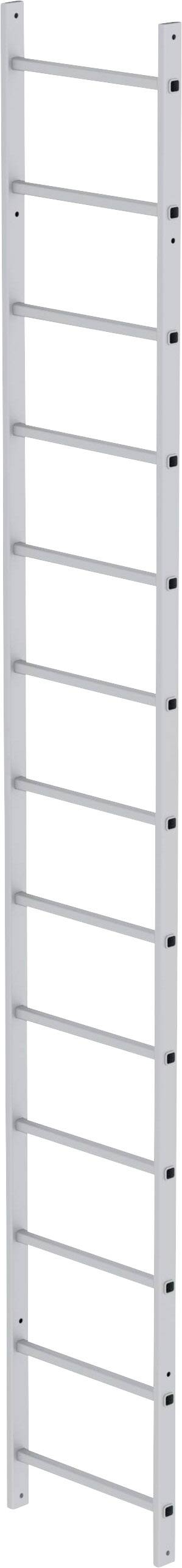 Eine weiße Sprossenwand mit zehn Stufen, die zur Unterstützung von Sport- und Fitnessübungen verwendet wird.