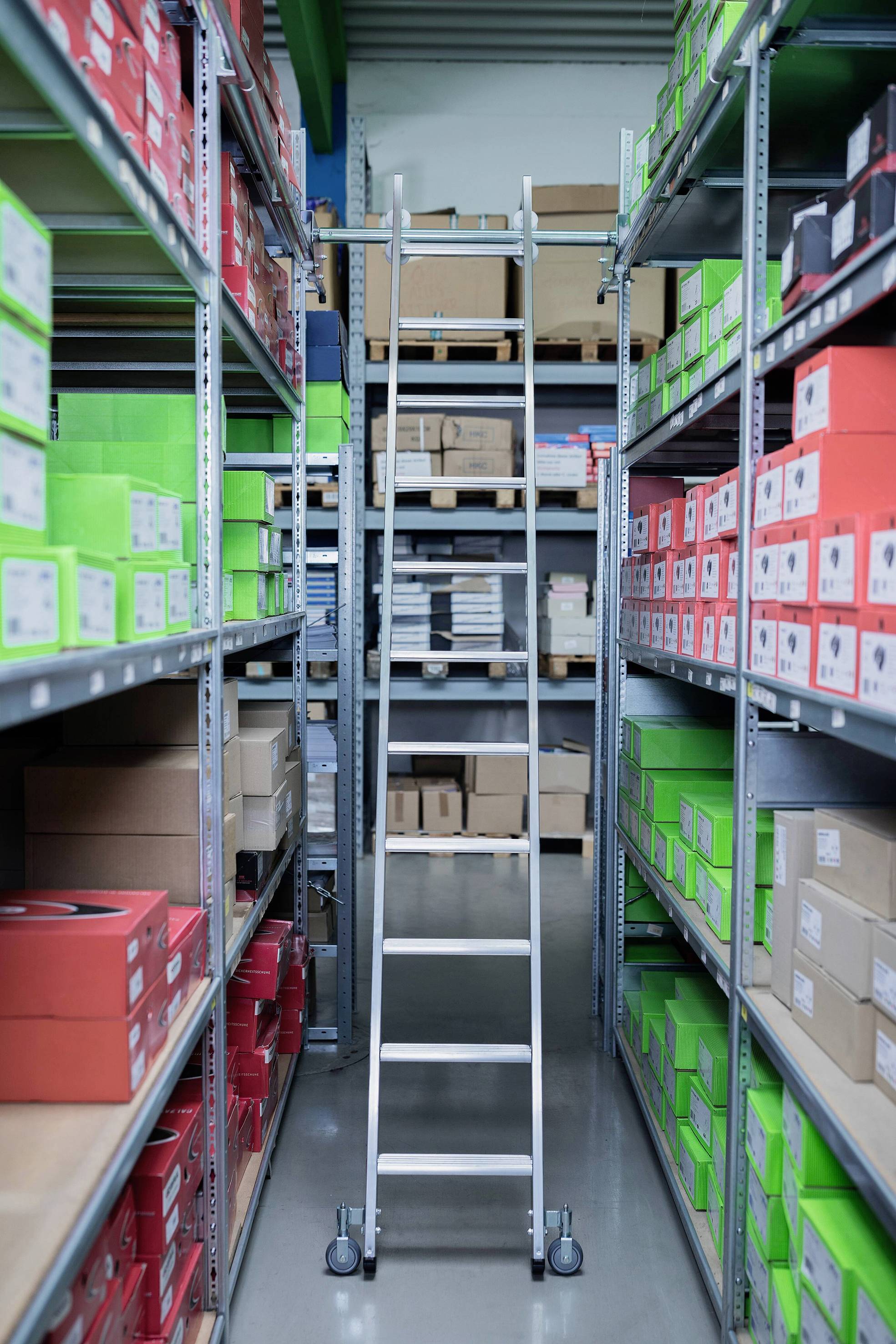 MUNK Günzburger Steigtechnik 44609 Stufen-Regalleiter 1St.