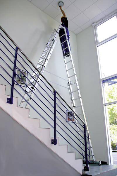 MUNK Günzburger Steigtechnik 33040 Aluminium Stufen-Stehleiter Arbeitshöhe (max.): 6m