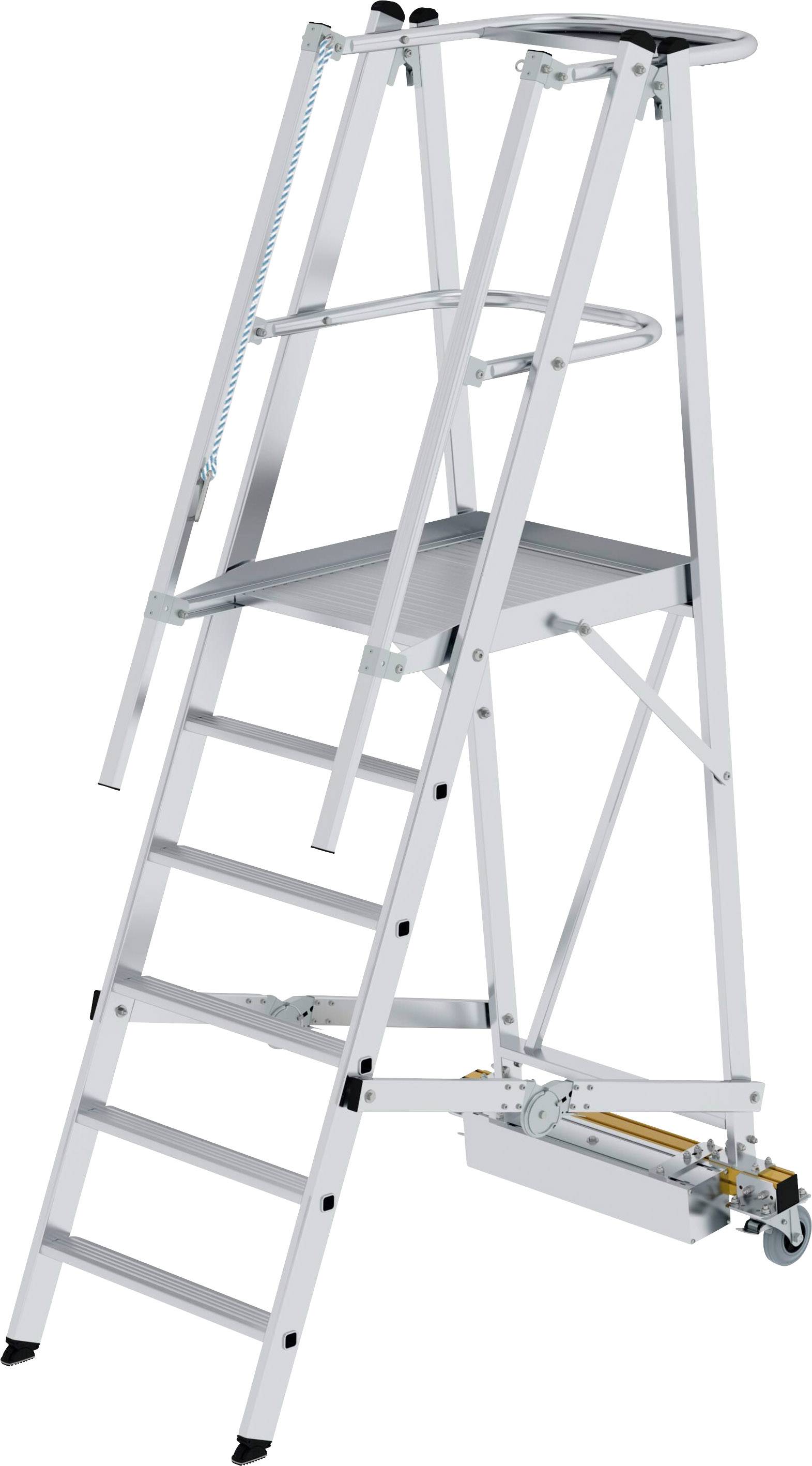 Silberne Aluminiumbühne mit integrierter Treppe. Die Bühne hat ein Geländer und Rollen an den Beinen für einfachen Transport.