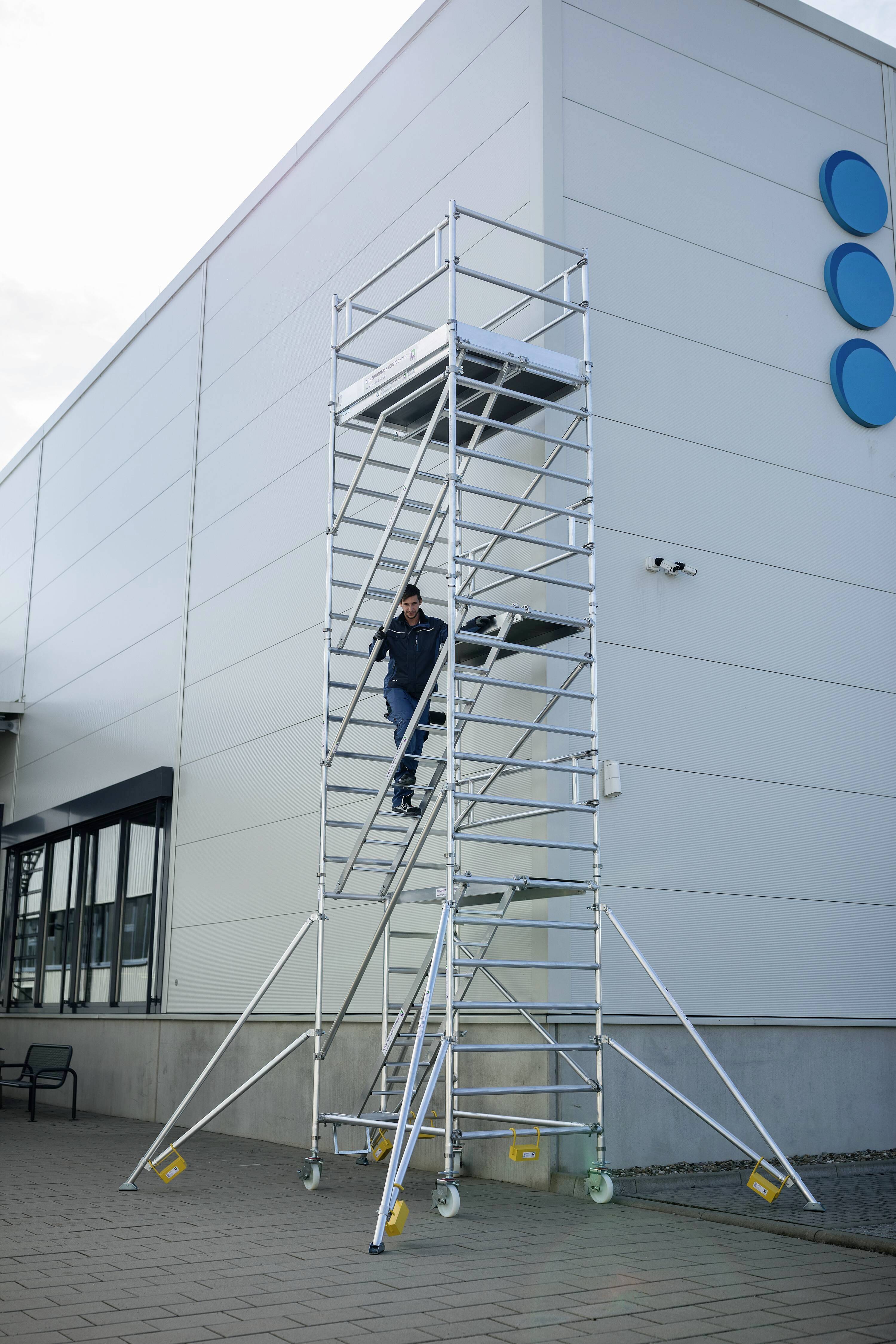 MUNK Günzburger Steigtechnik 167420 Rollgerüst Montage ohne Werkzeug Arbeitshöhe (max.): 10.4m