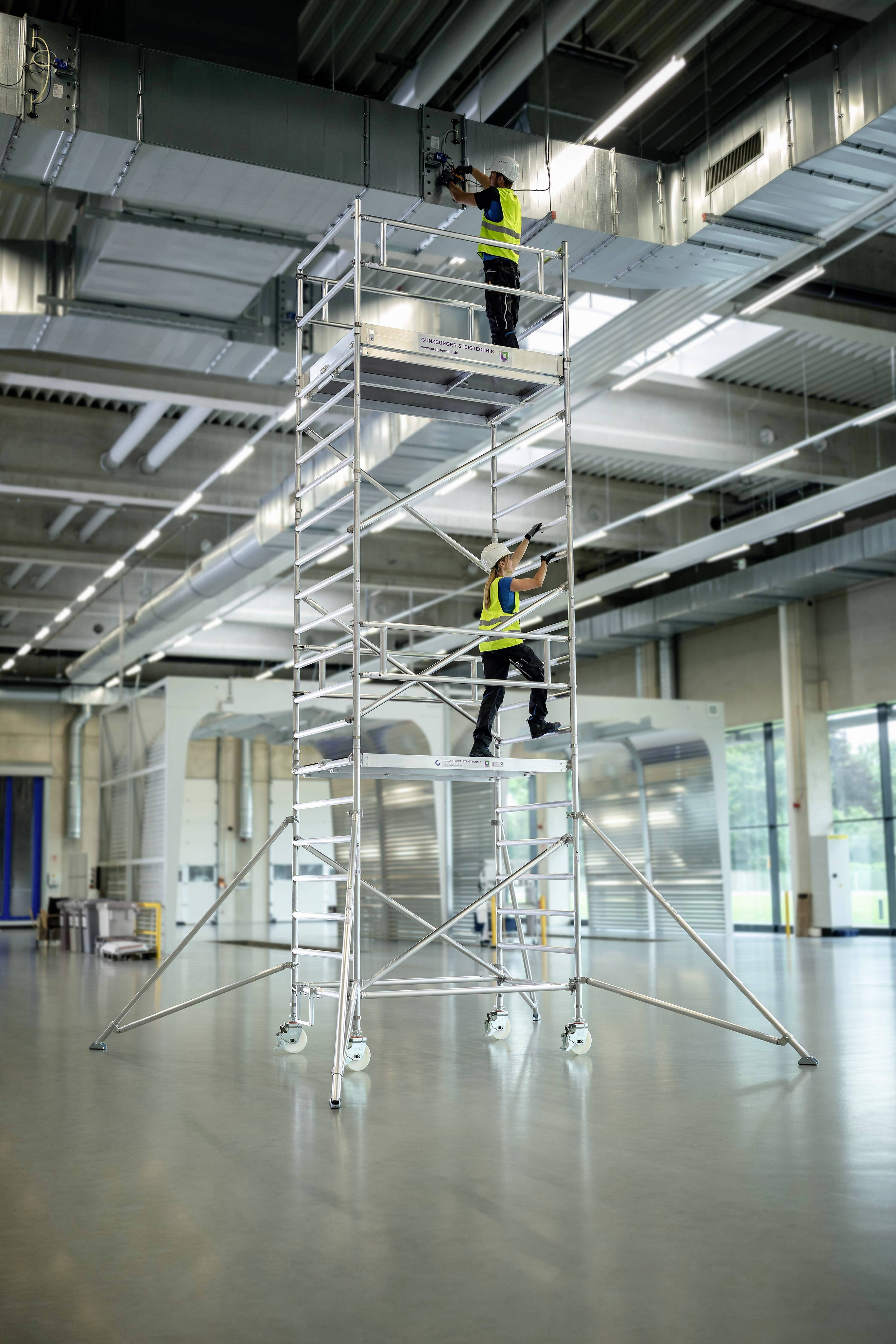 MUNK Günzburger Steigtechnik 167535 Rollgerüst Montage ohne Werkzeug Arbeitshöhe (max.): 7.4m
