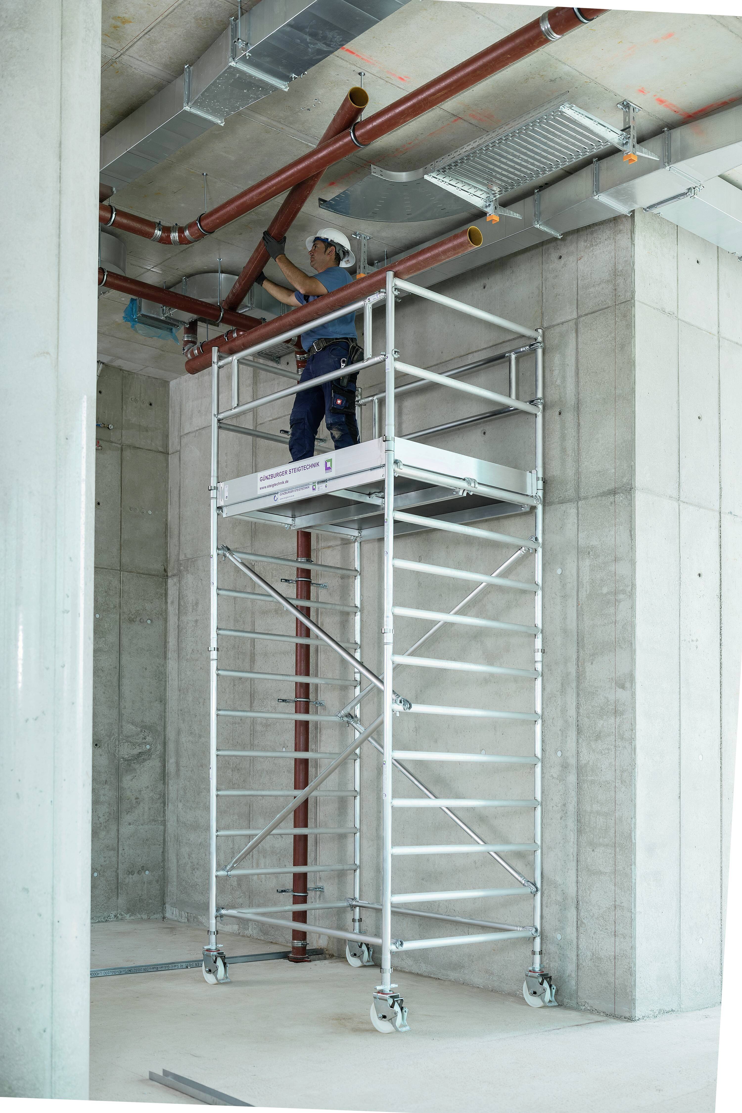 MUNK Günzburger Steigtechnik 174235 Rollgerüst Montage ohne Werkzeug Arbeitshöhe (max.): 4.4m