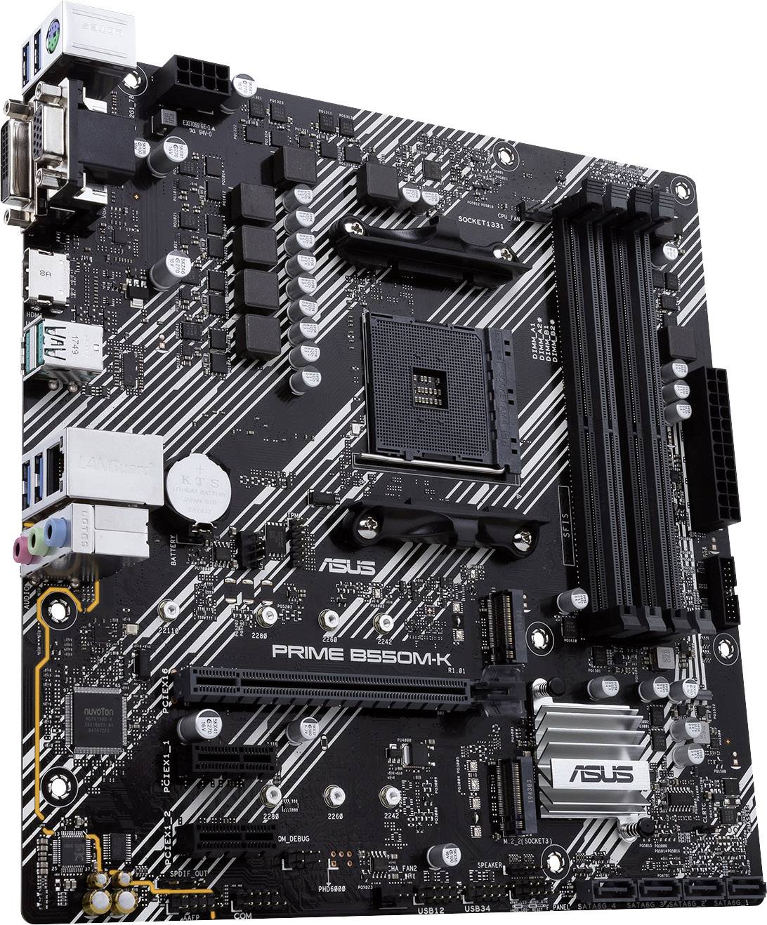 Eine Hauptplatine der Marke ASUS, Modell PRIME B550M-K, mit PCIe-Steckplätzen, RAM-Sockeln, einem CPU-Sockel und verschiedenen Anschlüssen.