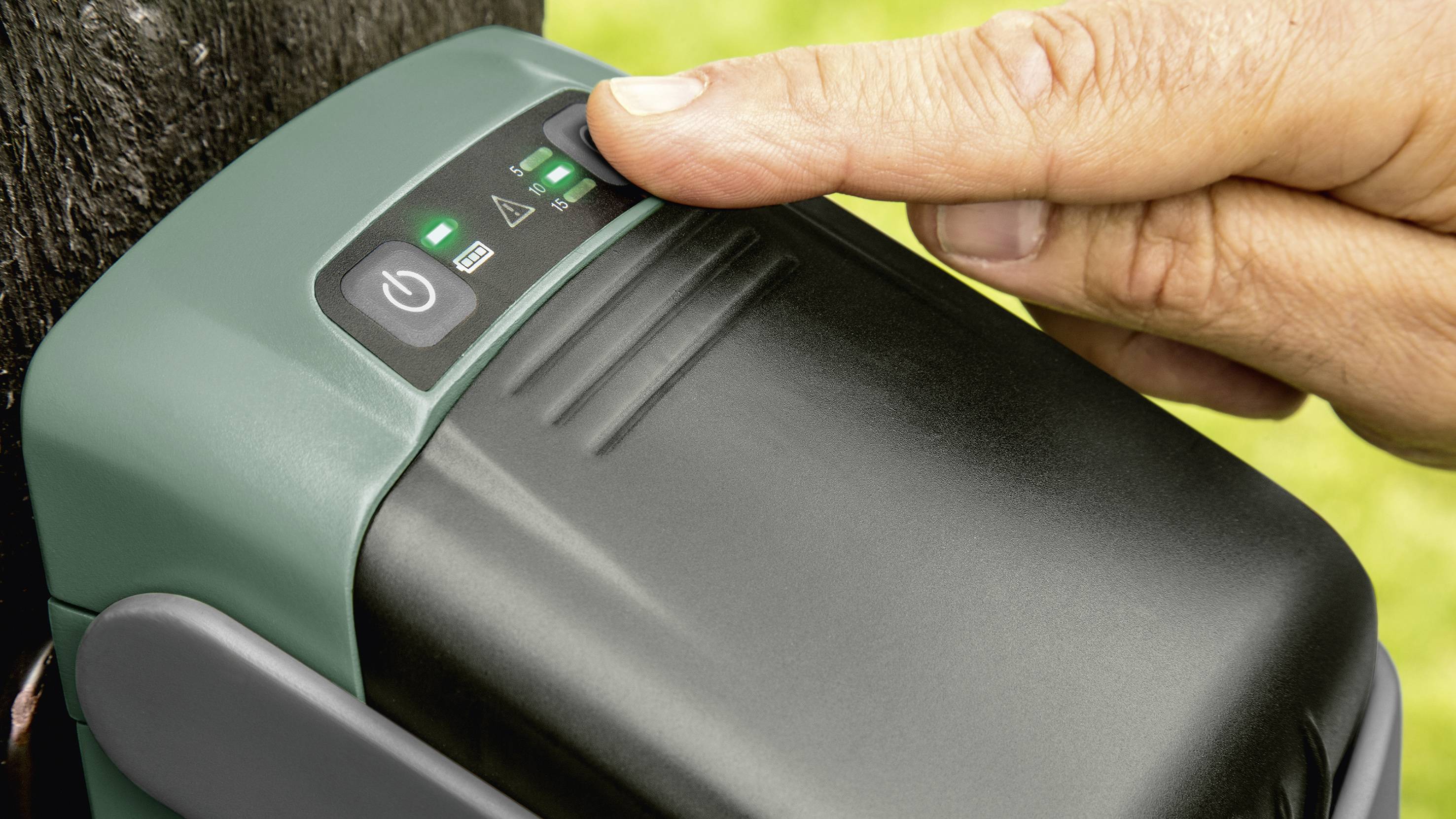 Bosch Home and Garden Pumpensteuerung Schlauchlänge: 2.5m 06008C4200920