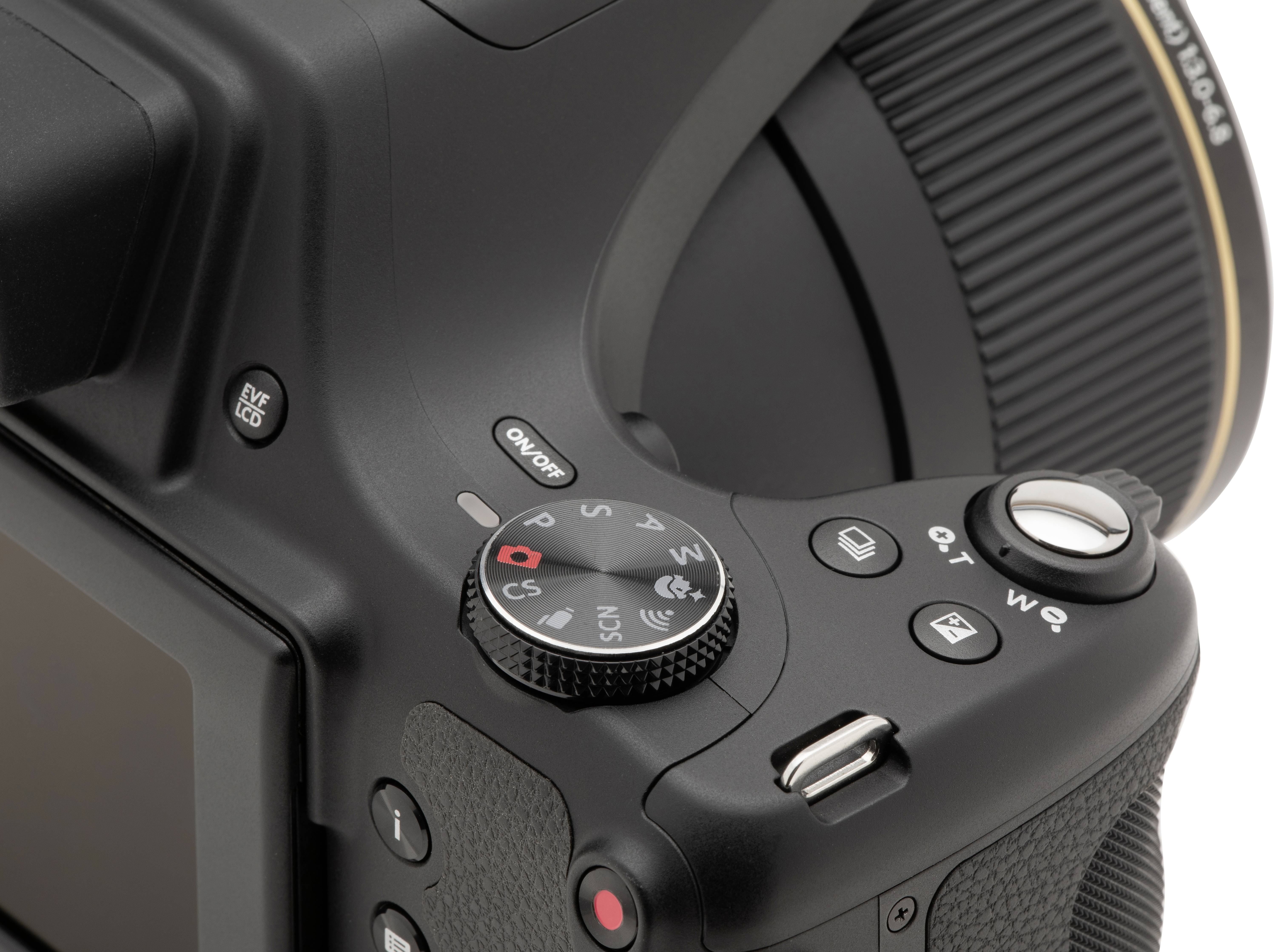 Kodak AZ1000 Digitalkamera 20 Megapixel Opt. Zoom: 102 x Schwarz inkl. Akku, inkl. Blitzgerät 4K-Video, WiFi, Bildstabilisierung