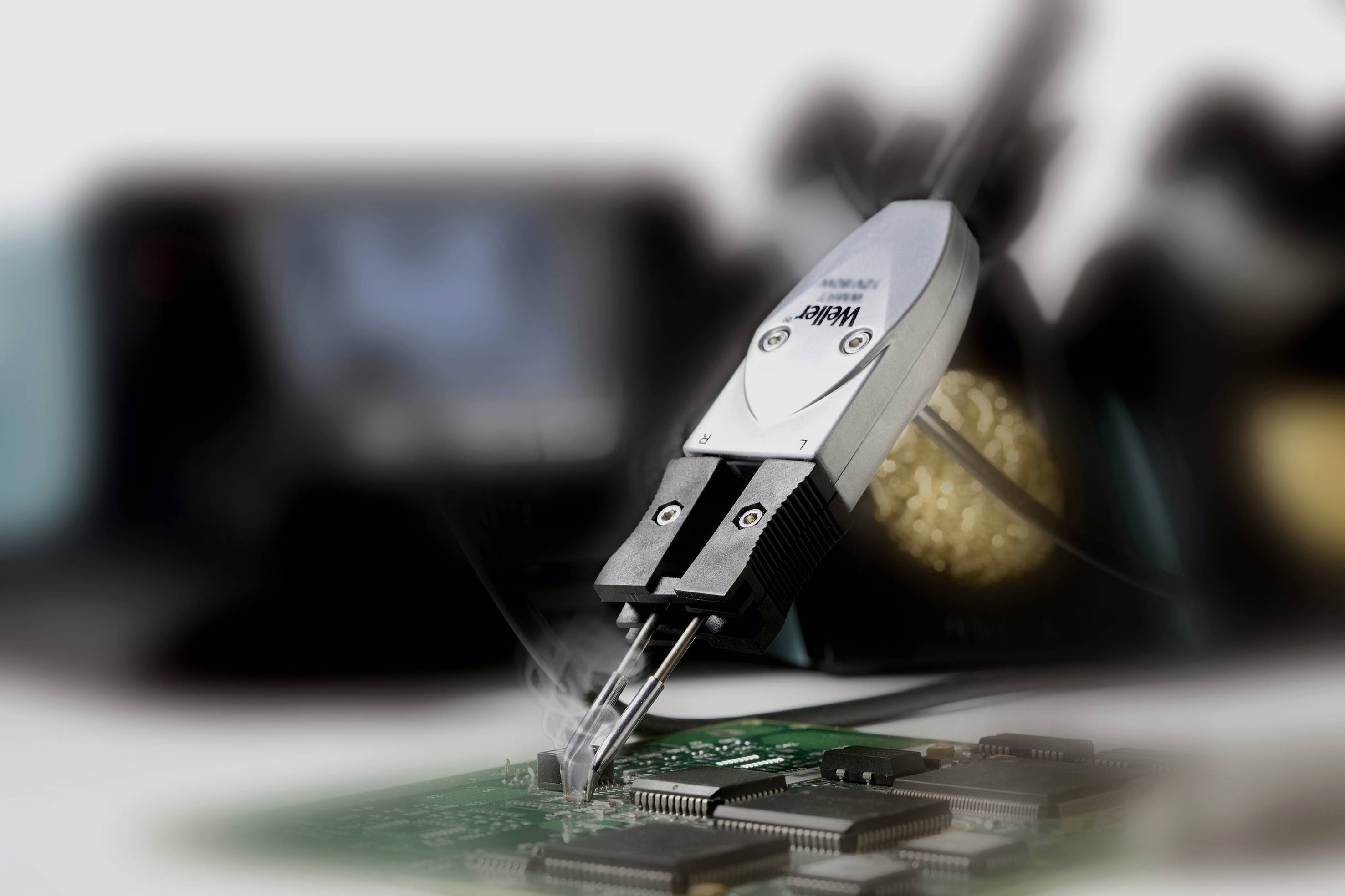 Weller WXMT MS ENTLÖTSET RTW2MS / WSR 204 Entlötkolben-Set 12V 150W 100 - 550°C inkl. Lötspitze, inkl. Ablage