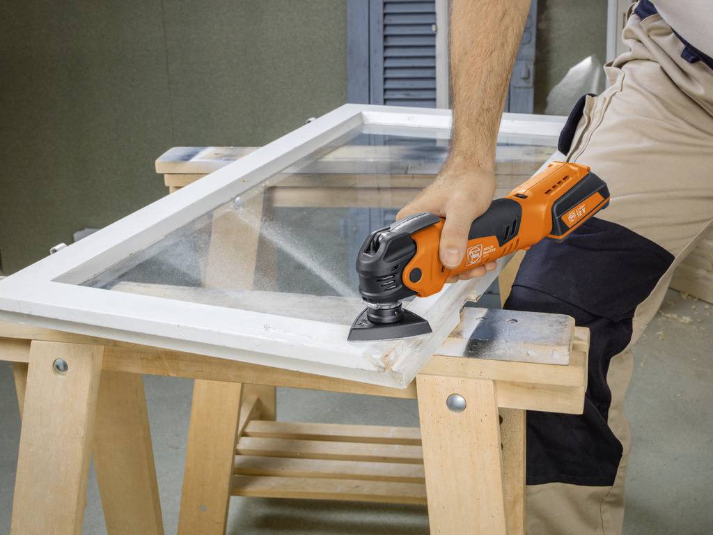 Fein Akku MULTIMASTER AMM 300 Plus Start 7 129 32 61 00 0 Akku-Multifunktionswerkzeug 7teilig 12 V 3 Ah Anzahl mitgelieferte Akkus 2