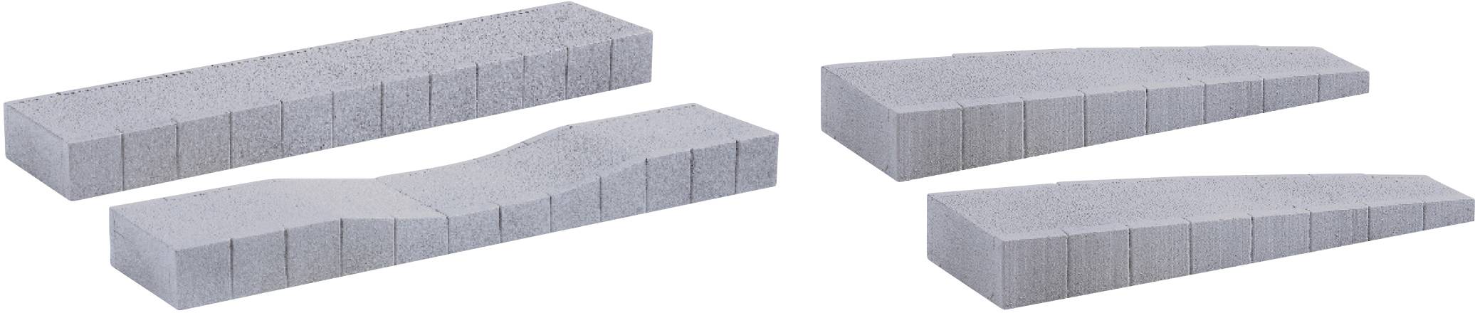 Vier Betonbalken unterschiedlicher Form und Höhe, die nebeneinander dargestellt sind.