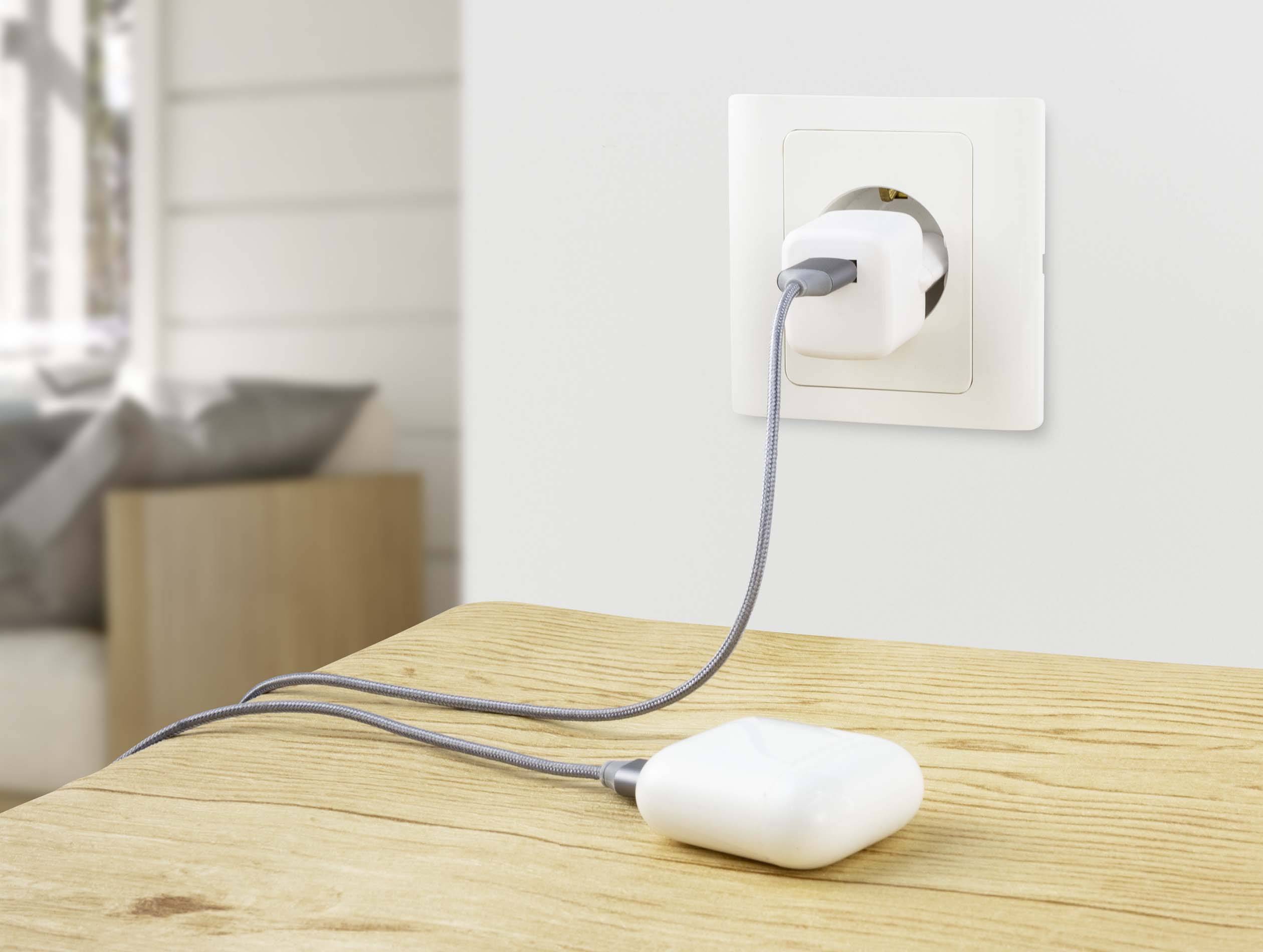 VOLTCRAFT UC-1AXX001 USB Ladegerät 12W 1x USB-A Weiß Innenbereich