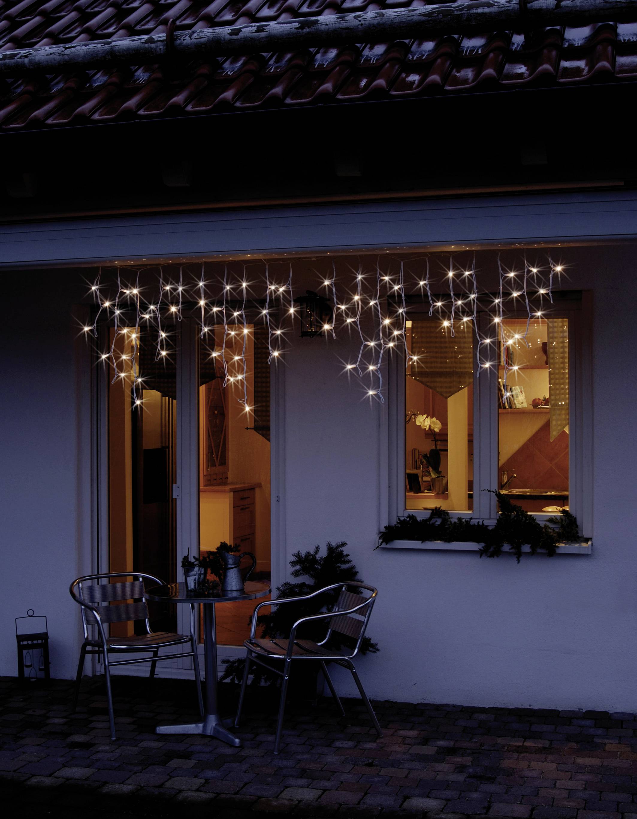 Hellum 555400 Lichternetz-System-Erweiterung Innen/Außen Anzahl Leuchtmittel 80 LED Warmweiß Beleuchtete Länge: 2m