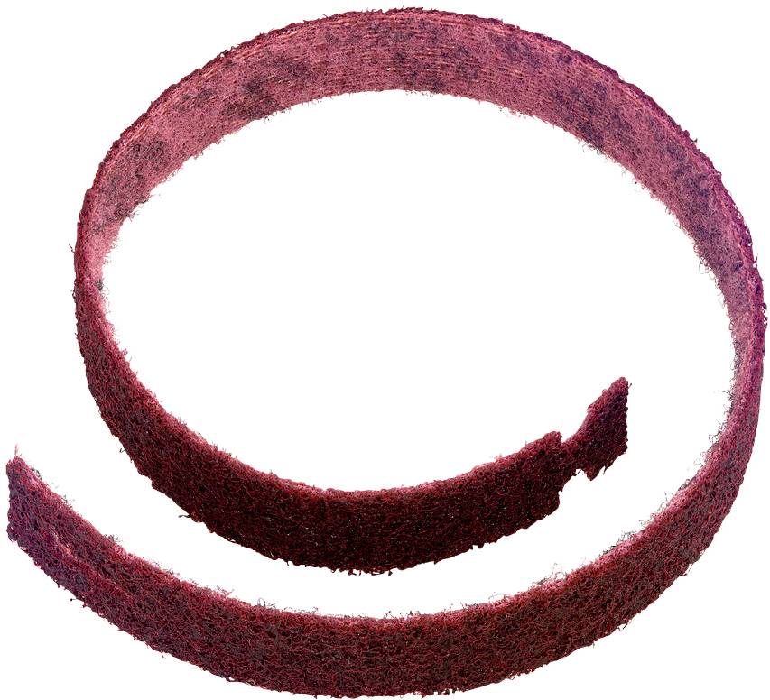 Ein rotes, leicht zerfranstes Band ist spiralig gewickelt, mittlerer Ring etwas kleiner, Hintergrund weiß.