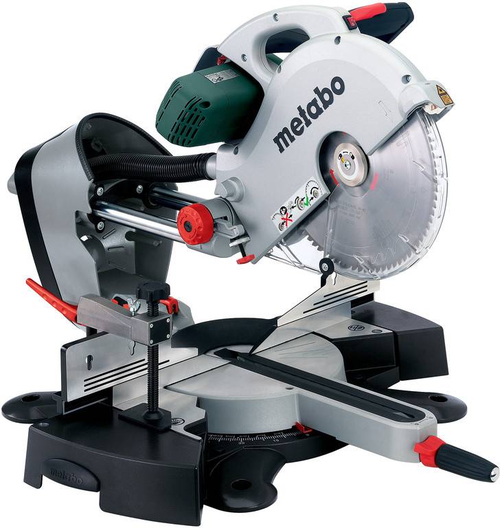Metabo Kappsäge mit Kreissägeblatt, verstellbarem Anschlag und Griff zum Schneiden von Holz in Gehrungswinkel- und Querschnittpositionen.