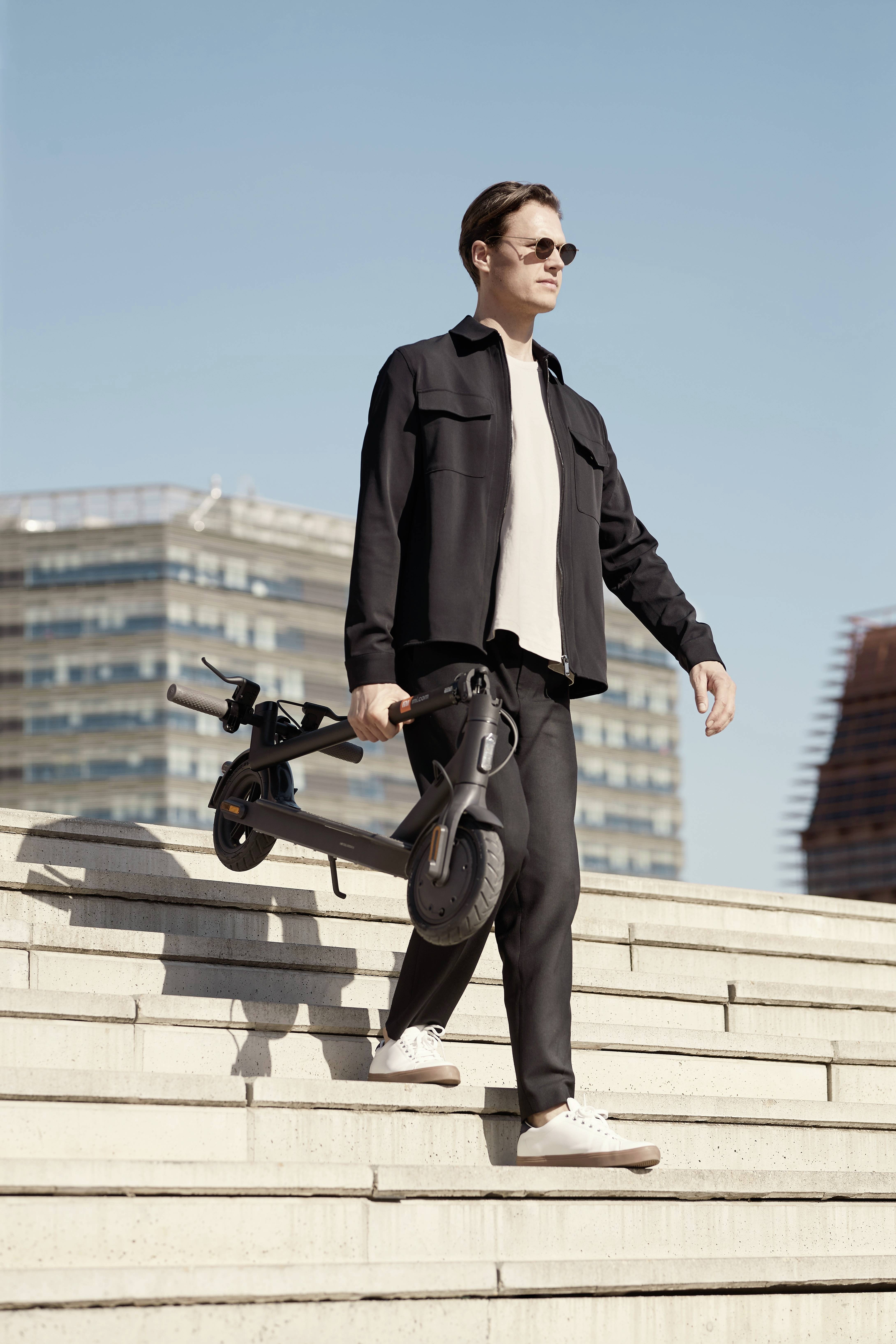 Xiaomi Mi Scooter 1S E-Scooter Anthrazit Li-Ion 36 V 7.65 Ah Straßenzulassung: Deutschland