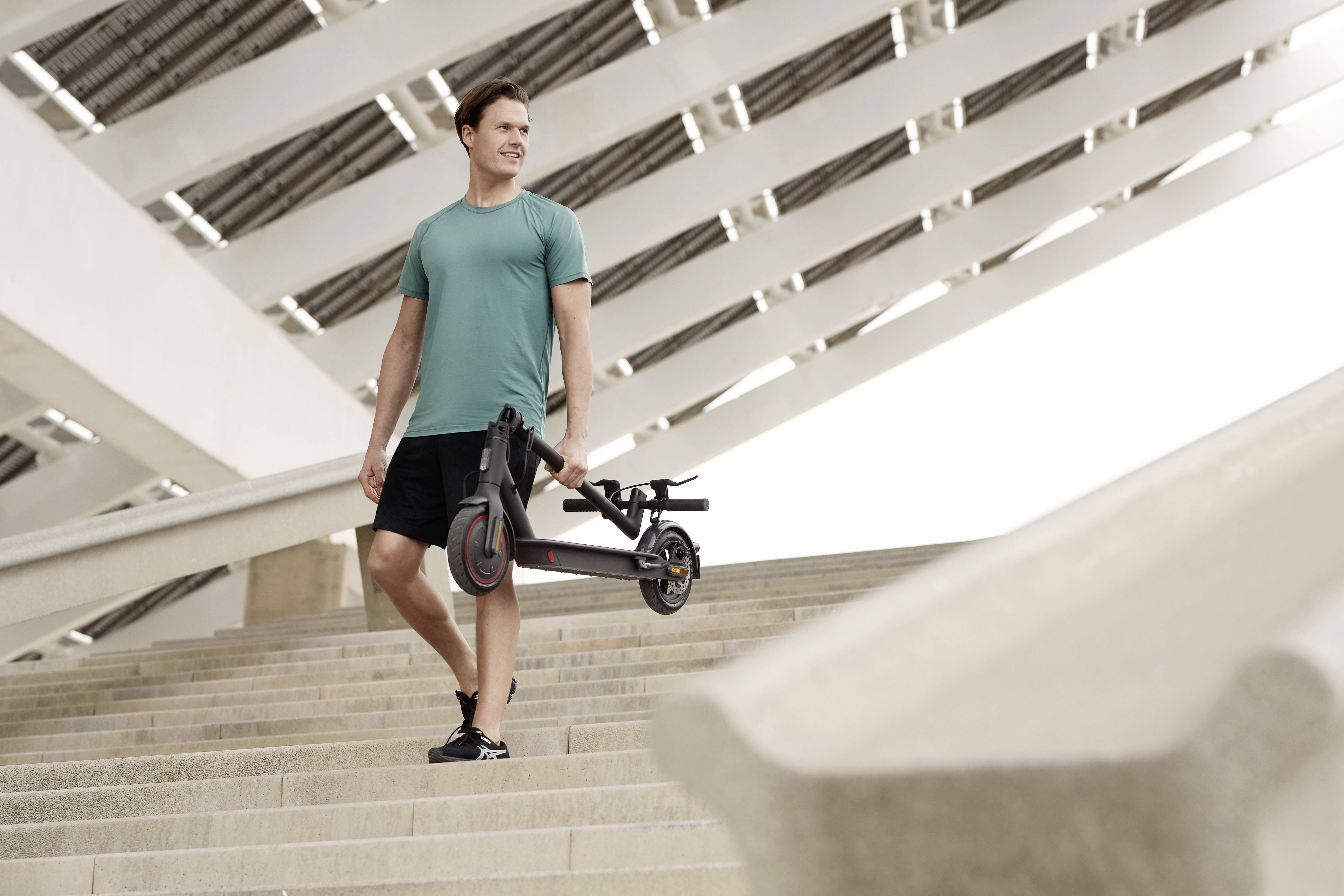 Xiaomi Mi Scooter Pro2 E-Scooter Anthrazit Li-Ion 37 V 12.8 Ah Straßenzulassung: Deutschland