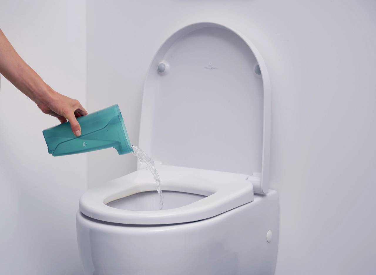 Leifheit Regulus Aqua PowerVac 11922 Nass-/Trockensauger herausnehmbarer Wassertank, kabellos, Standfunktion, Selbstreinigungsfunktion