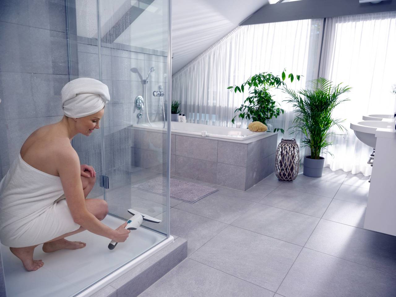 Leifheit 51030 Nemo Fenstersauger Weiß