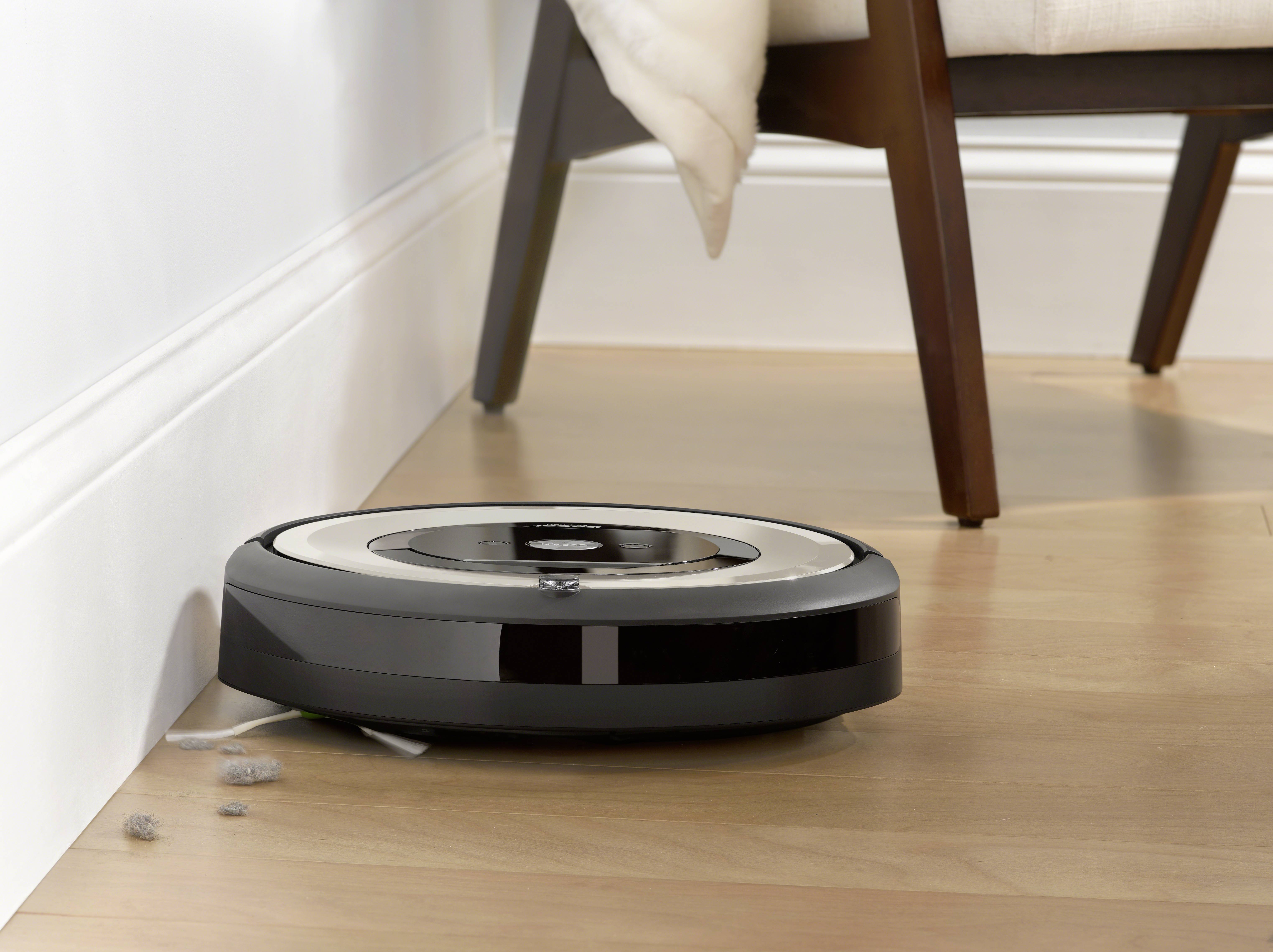 IRobot E5152 Saugroboter Schwarz, Silber