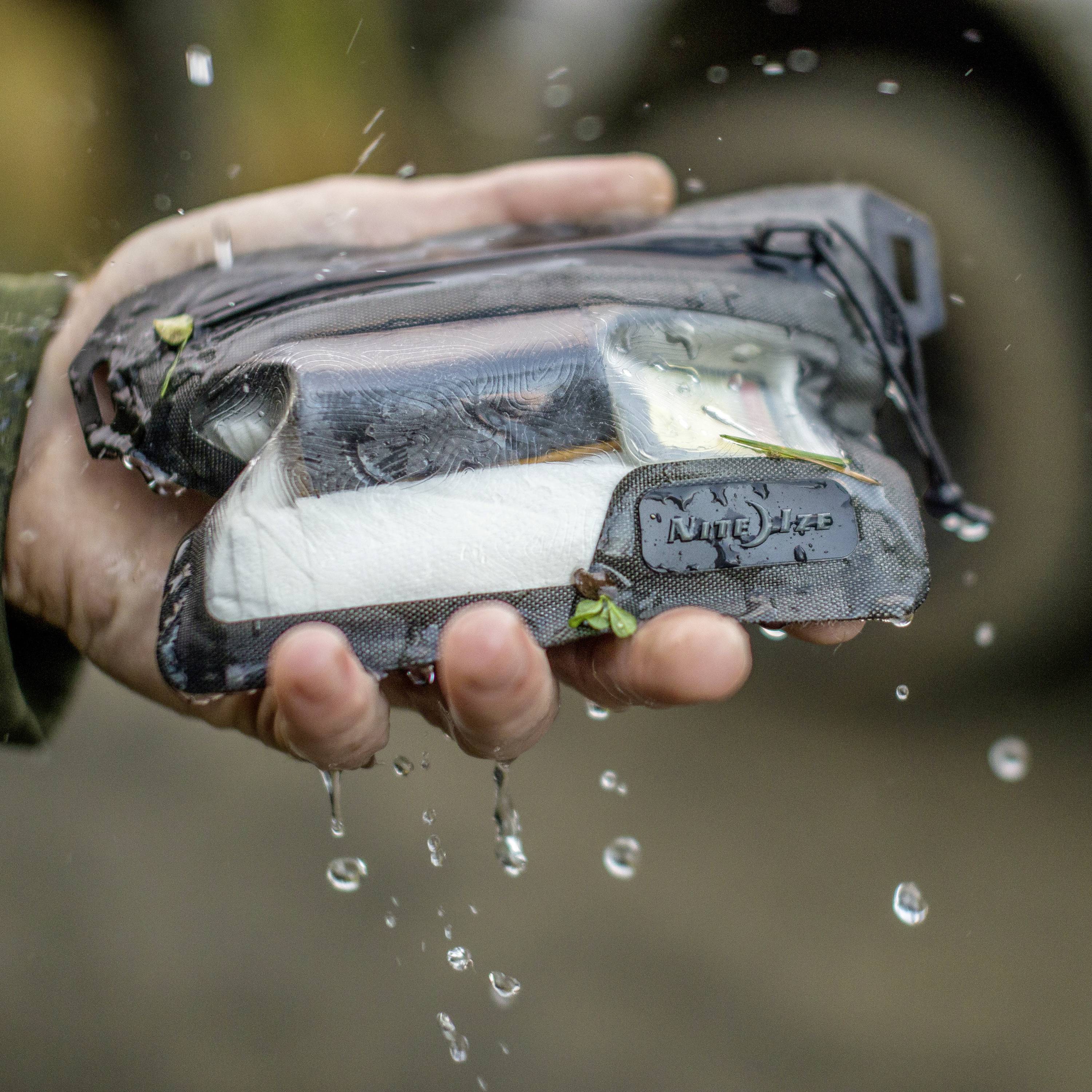 NITE Ize Portemonnaie RunOff Schwarz NI-ROW-09-R3