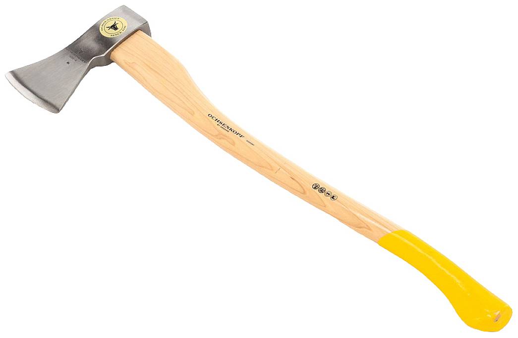 Holzaxt mit metallener Klinge und gebogenem Holzgriff, teilweise gelb lackiert.
