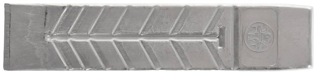 Ein metallener, keilförmiger Block mit Pfeilmuster, verwendet für industrielle Zwecke. Auf der rechten Seite ist ein Logo zu sehen.