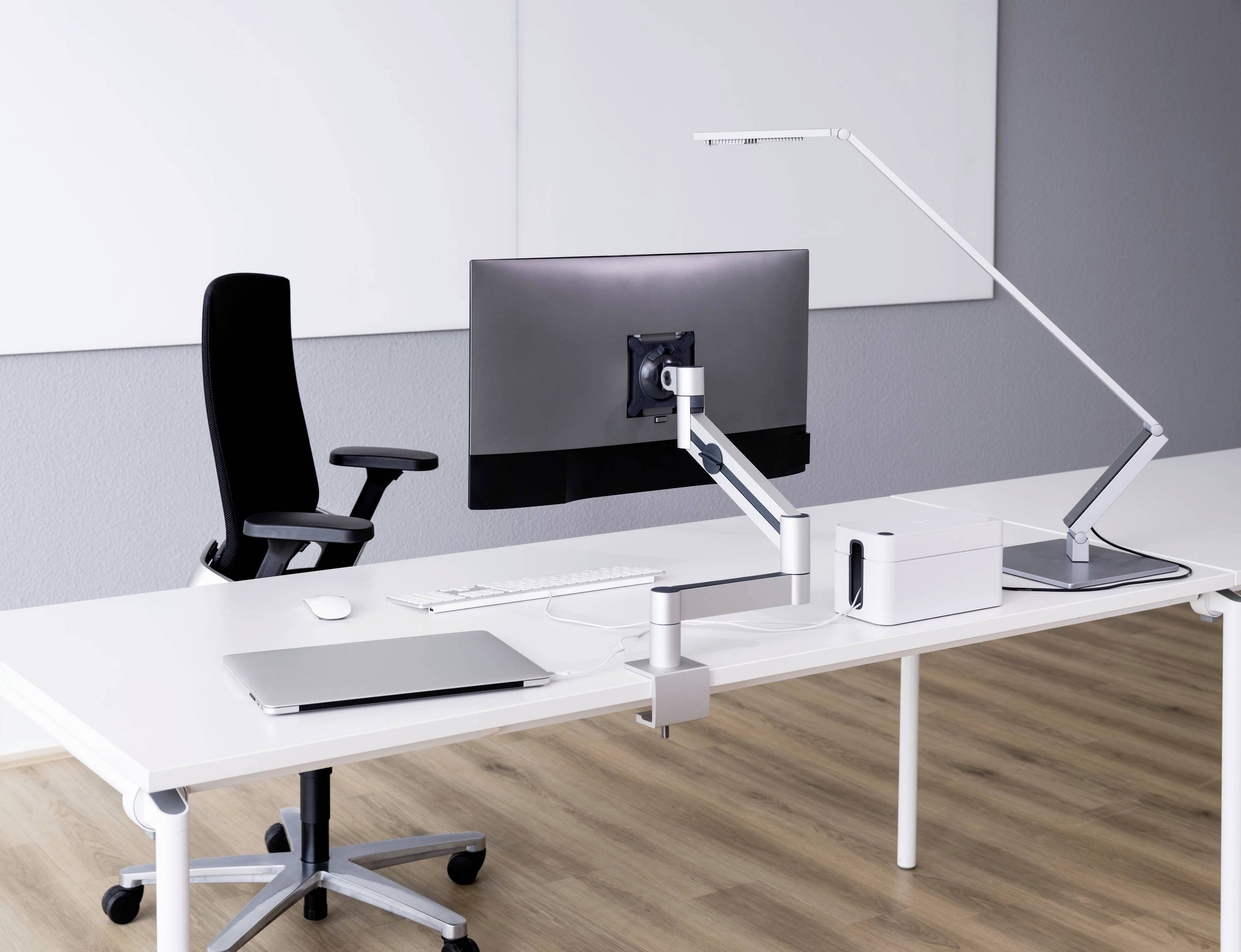 DURABLE - Befestigungskit - einstellbarer Arm - für Monitor / Curved-Monitor - Aluminium, hochwertiger Kunststoff - Silb