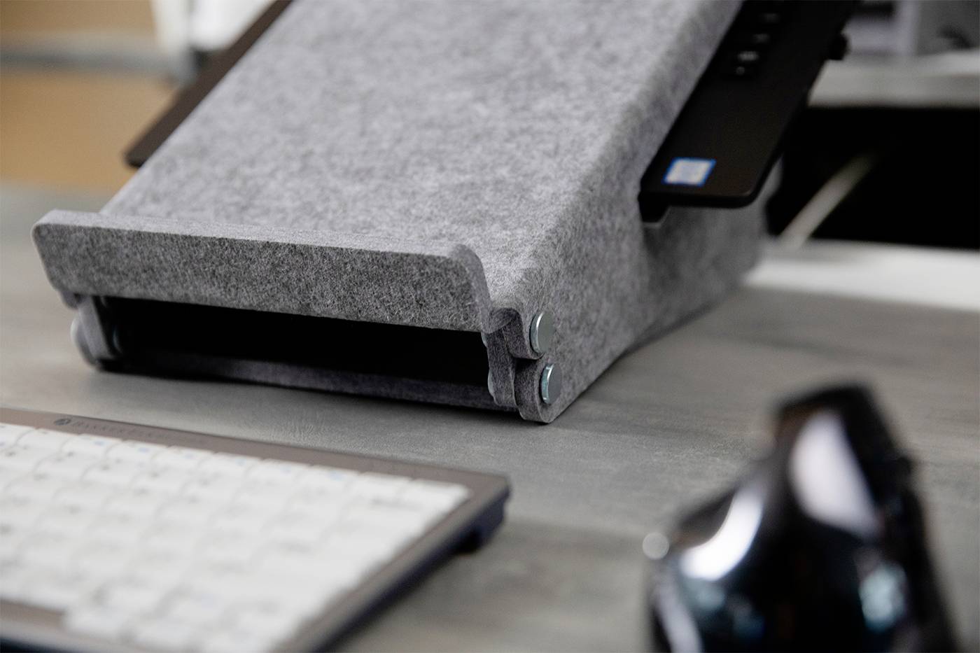 BakkerElkhuizen BNETOP320CLGY Notebook-Ständer