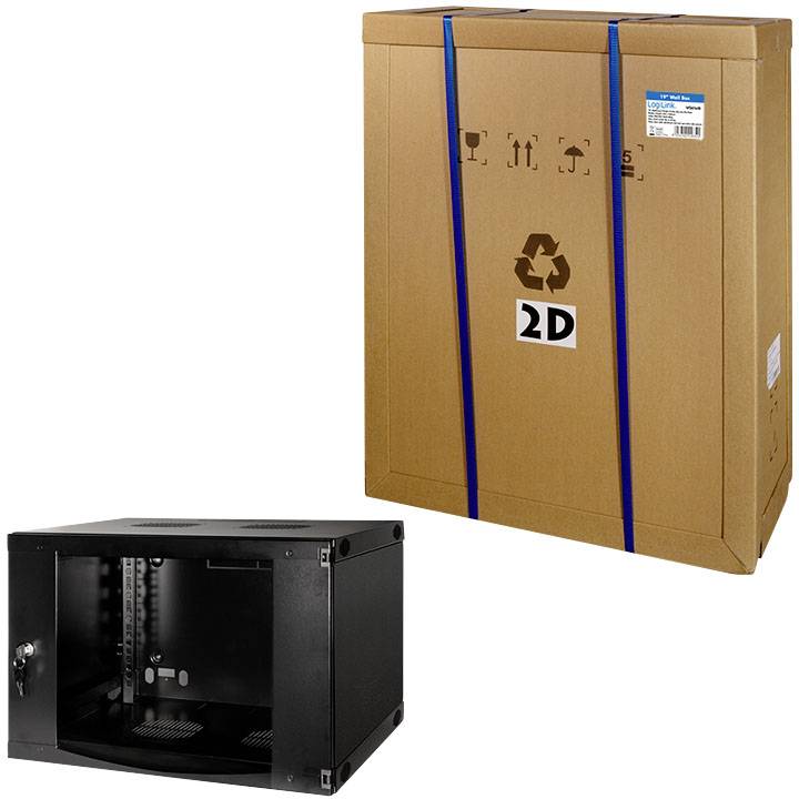 Ein schwarzer Wandmontageschrank neben einer großen, geschlossenen, recycelbaren Versandverpackung.