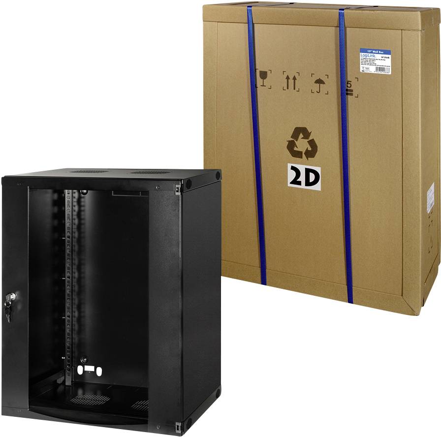 Ein schwarzer Netzwerkschrank neben einem braunen, mit einem Recycling-Symbol gekennzeichneten Karton. Der Schrank ist offen und leer.