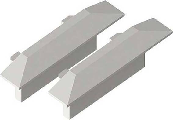 Zwei graue, langgestreckte und leicht geneigte Bauteile mit abgeschrägten Rändern, parallel angeordnet auf weißem Hintergrund.