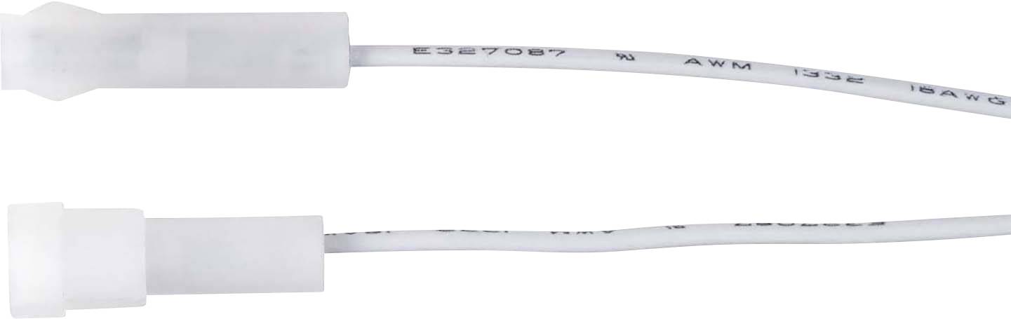 Ein weißes, isoliertes Kabel mit zwei Verbindungsstücken an den Enden.