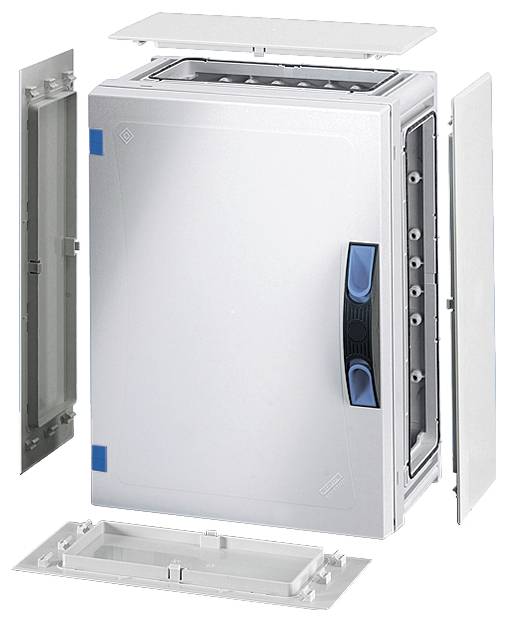 Elektrischer Schaltschrank mit blauen Griffen, teilweise geöffnet. Zeigt abnehmbare Abdeckungen und eine modulare Bauweise.