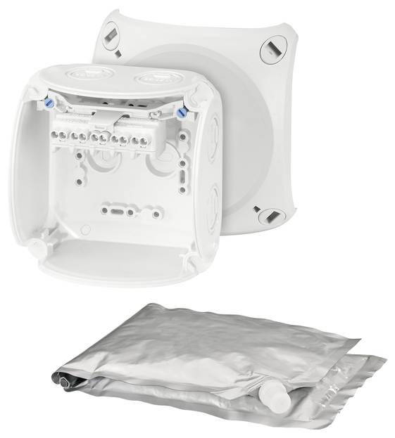 Elektrischer Verteilerkasten mit offenem Innenraum, darunter eine versiegelte Aluminiumschutztasche.