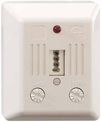 Weiße Telefondose mit roter Kontrollleuchte und zwei Schrauben an der Unterseite.