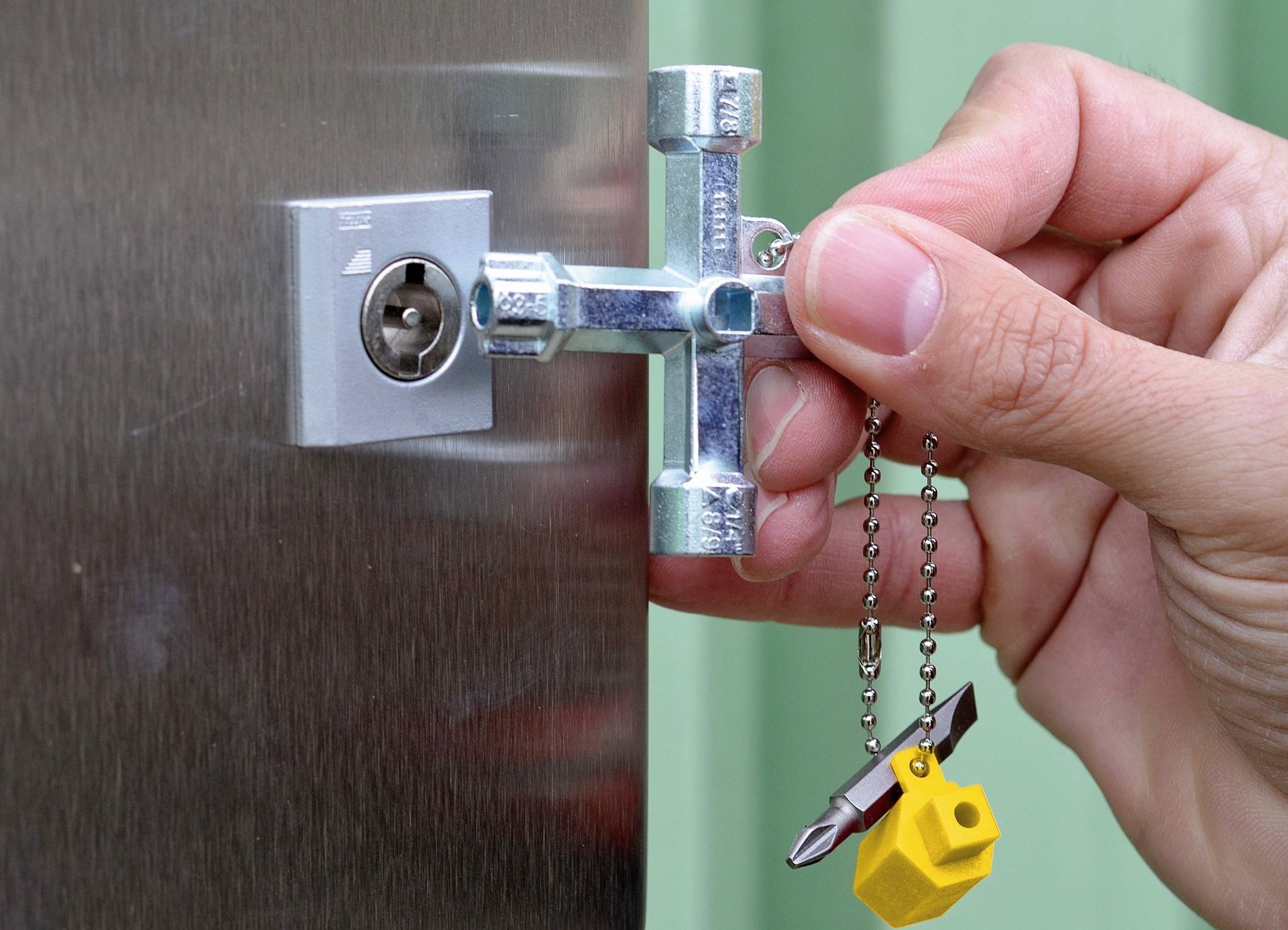 C.K T4455 Schaltschrankschlüssel Zinkdruckguss 1St.