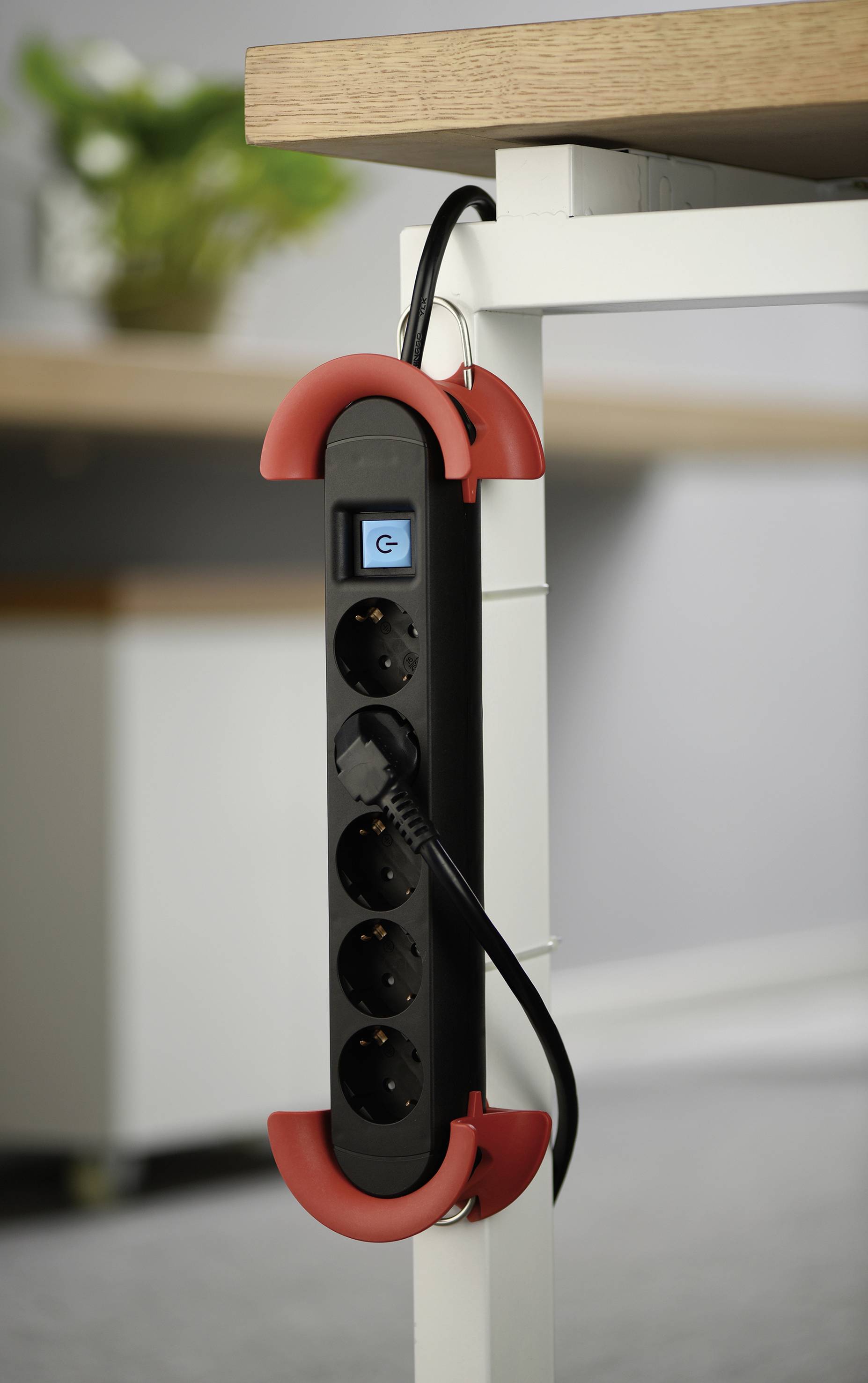 Maxtrack NV 60-5L Steckdosenleiste mit Schalter Schwarz Schutzkontakt 1St.