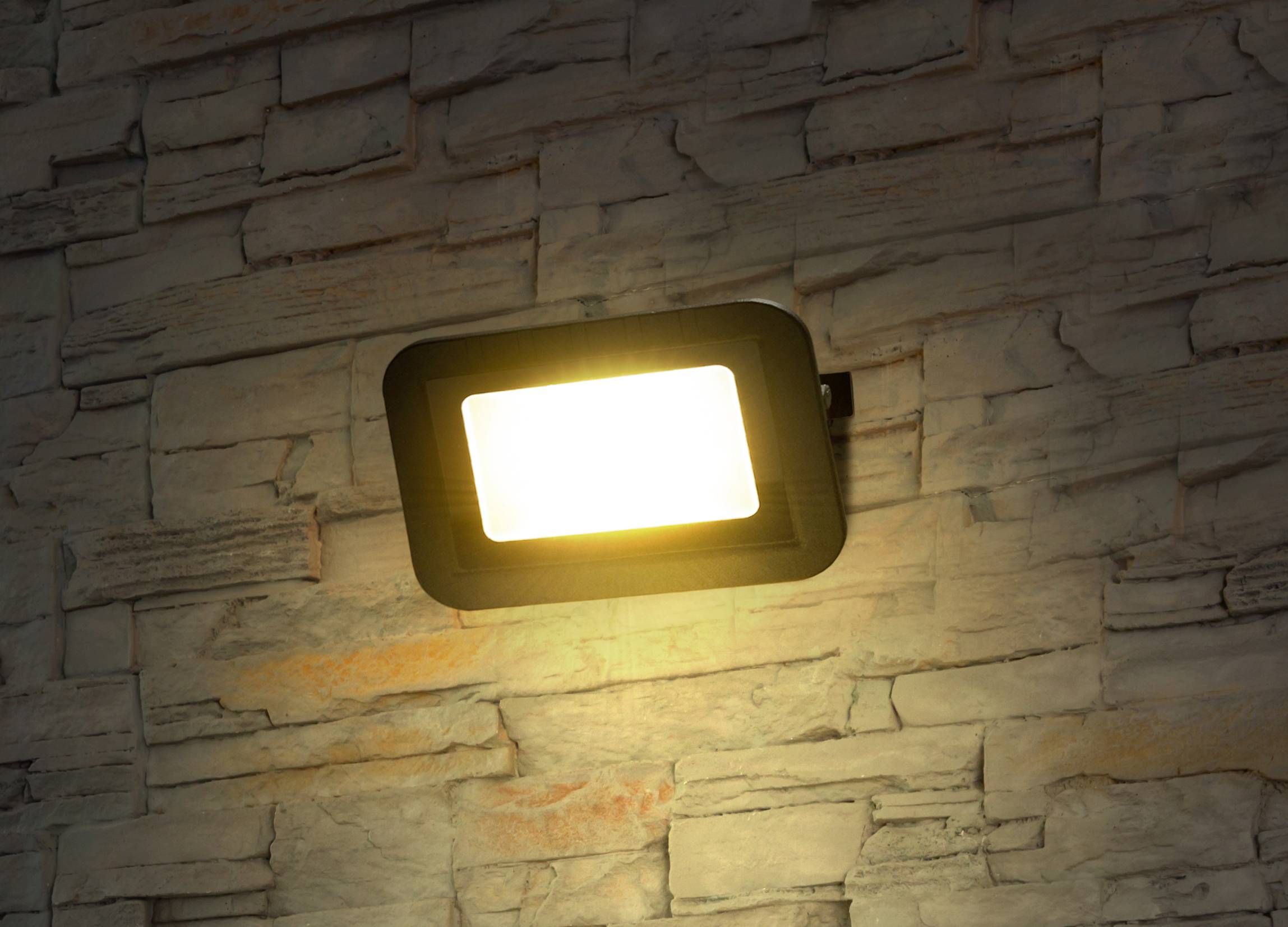 Heitronic 501027 LED-Flutlichtstrahler 20W Warmweiß