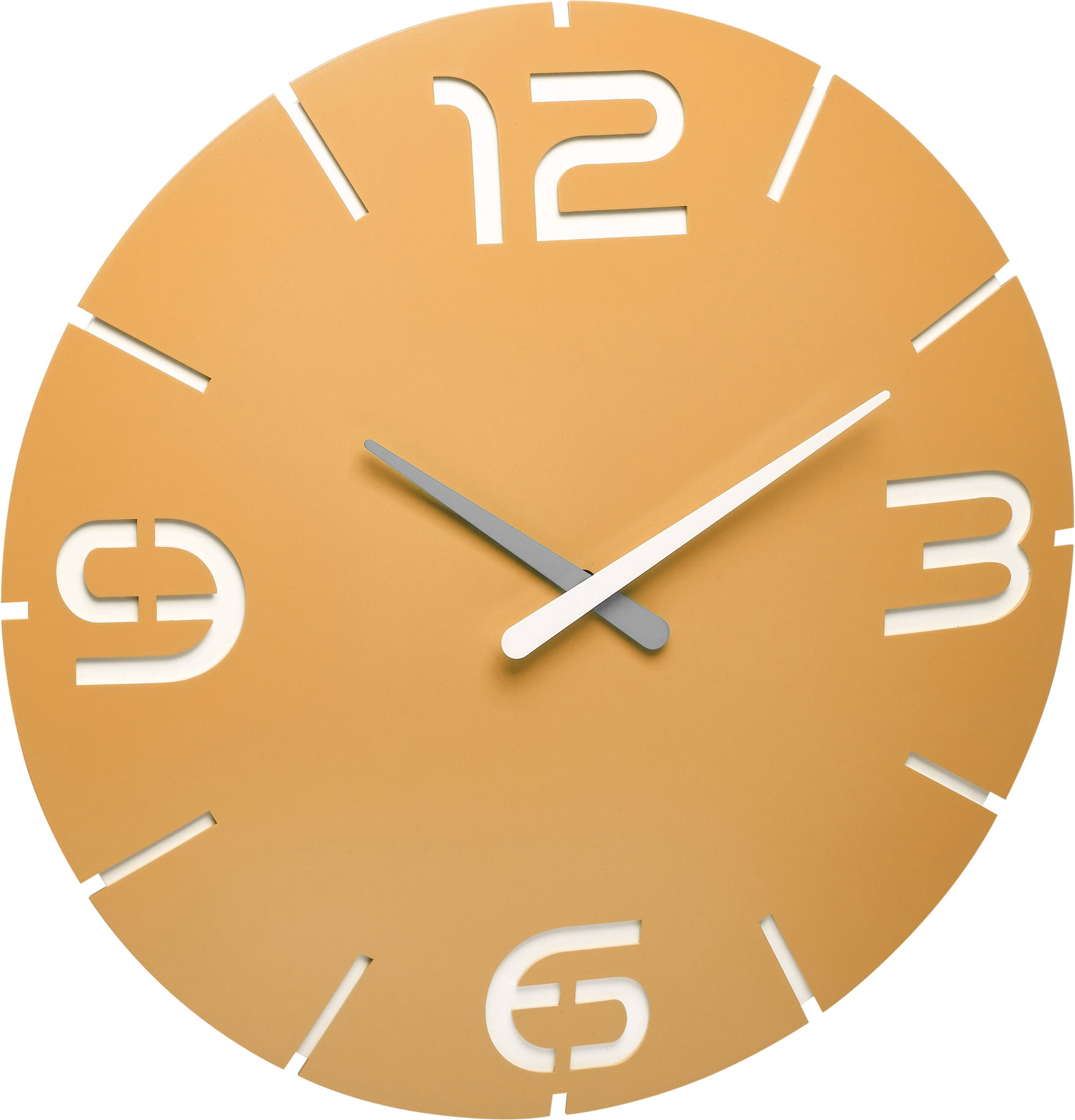 Orangefarbene Wanduhr mit weißen Ziffern und silberfarbenen Zeigern zeigt 10:10 Uhr.