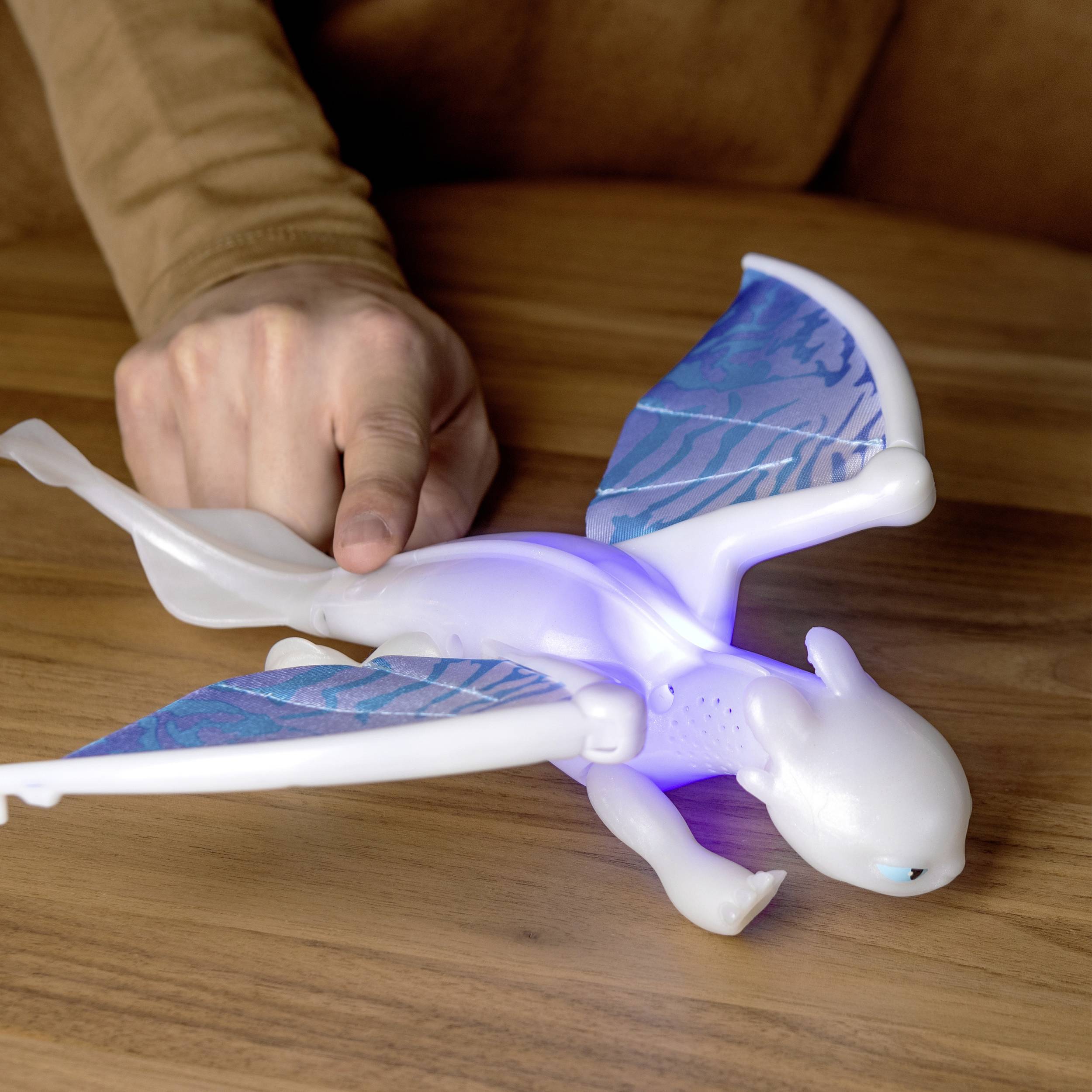 Dragons - Movie Line - Deluxe Dragons - Lightfury (Solid)