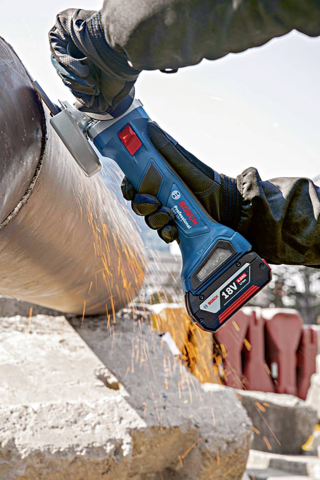 Bosch Professional GWS 18V-7 06019H9005 Akku-Winkelschleifer 125mm inkl. 2. Akku, inkl. Koffer 18V 4.0Ah