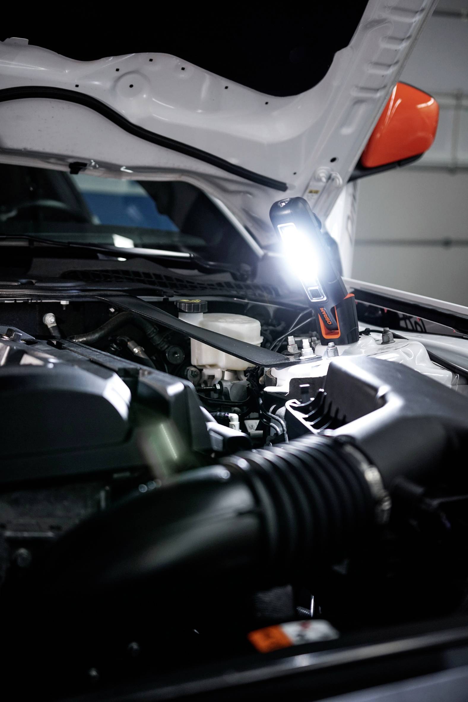 Osram Auto LEDILPRO 180 LEDinspect® PROFESSIONAL 180 LED Arbeitsleuchte batteriebetrieben 180lm, 40lm