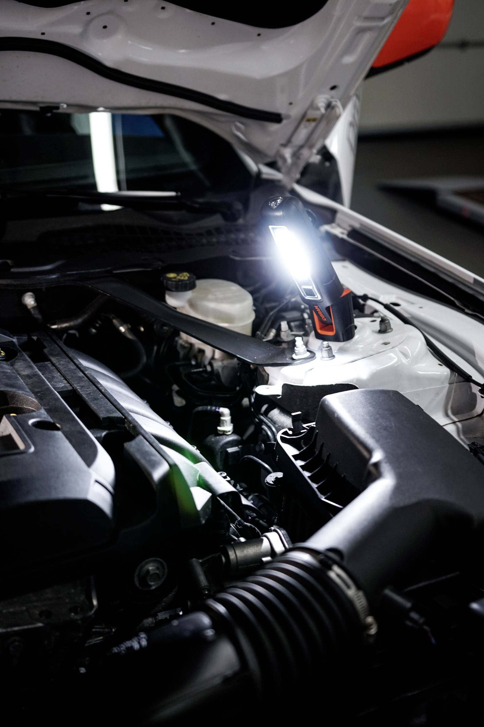 Osram Auto LEDILPRO 180 LEDinspect® PROFESSIONAL 180 LED Arbeitsleuchte batteriebetrieben 180lm, 40lm